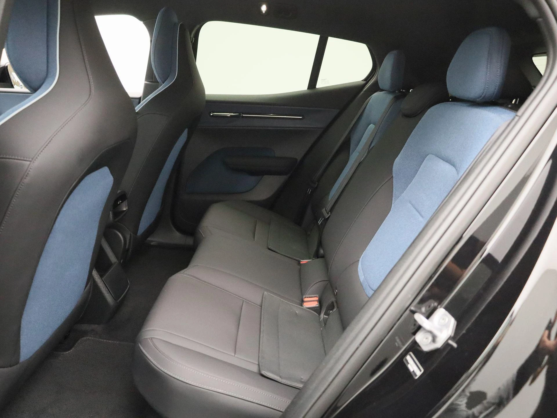 Volvo-EX30-image-13