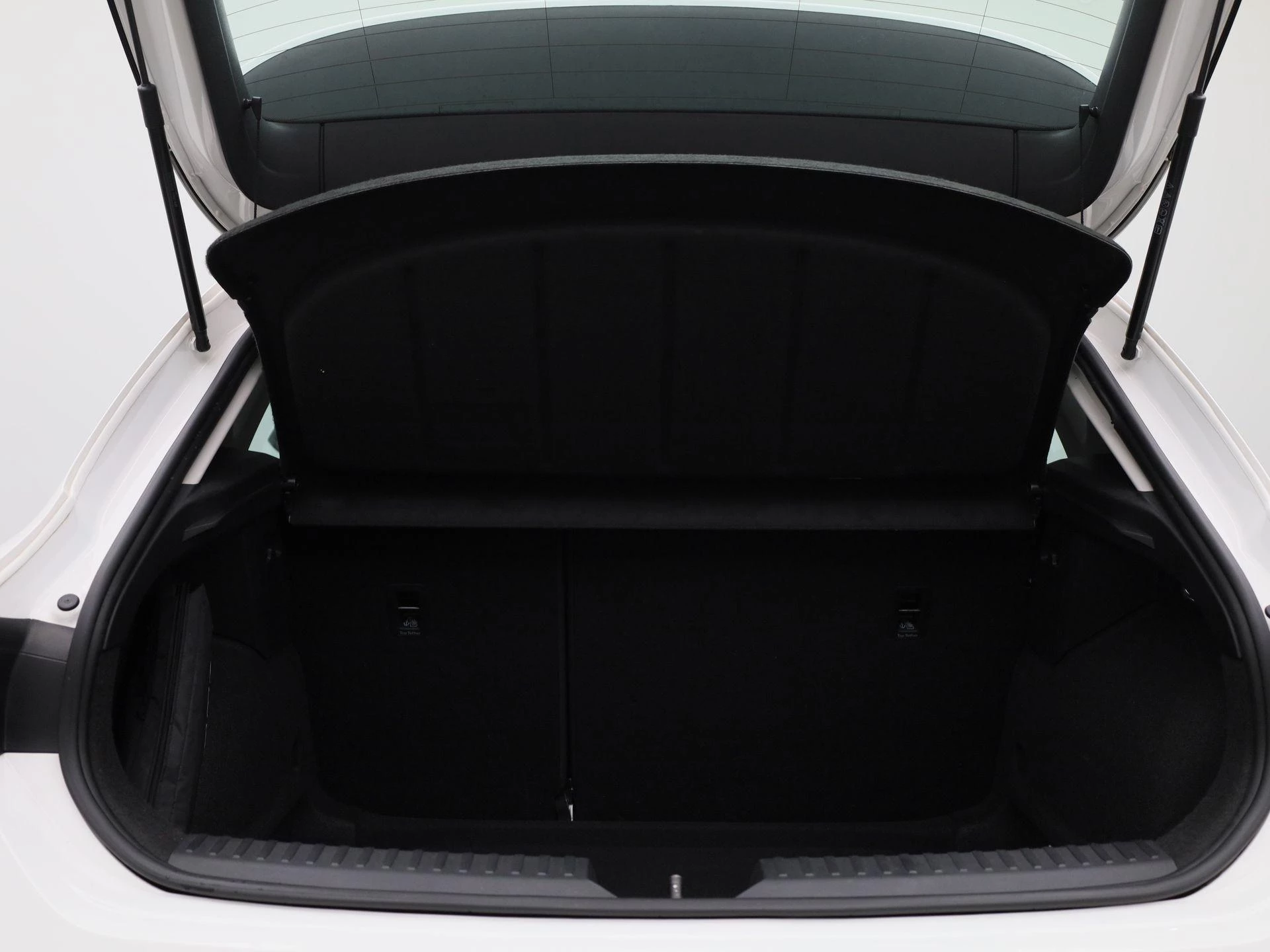 SEAT-Leon-image-13