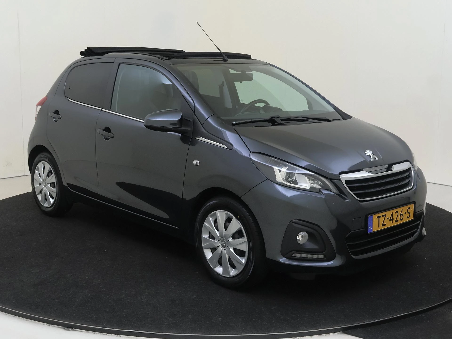 Peugeot-108-image-1