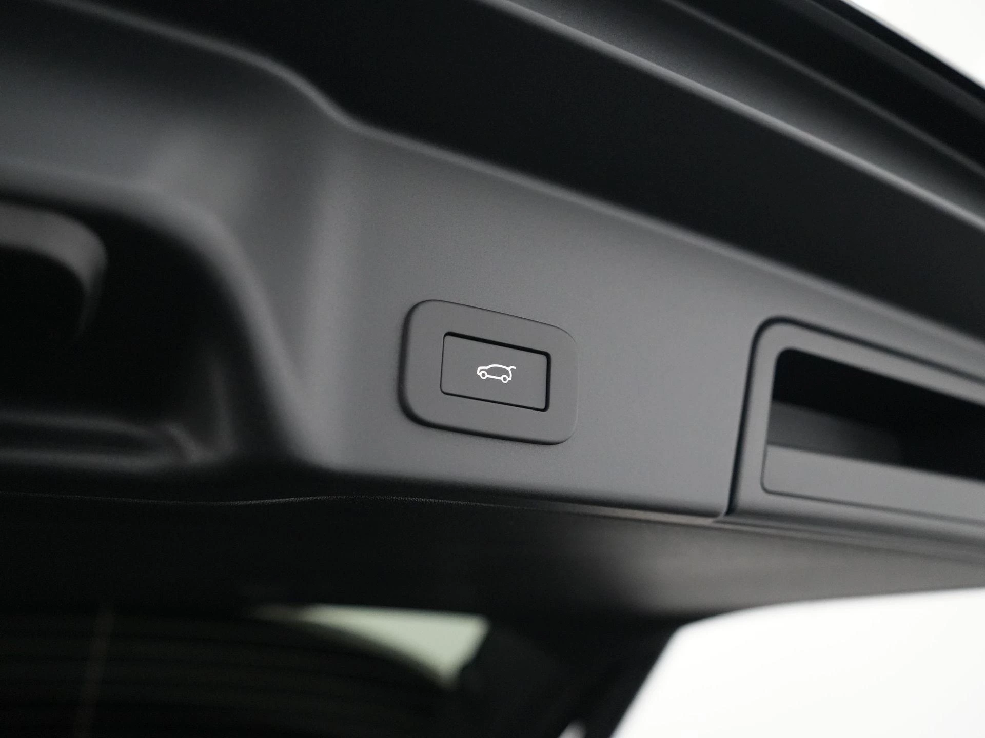 Land Rover-Range Rover Evoque-image-45