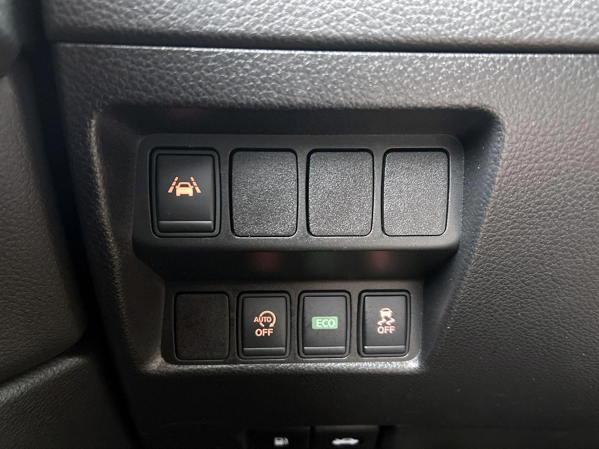 Nissan-QASHQAI-image-27