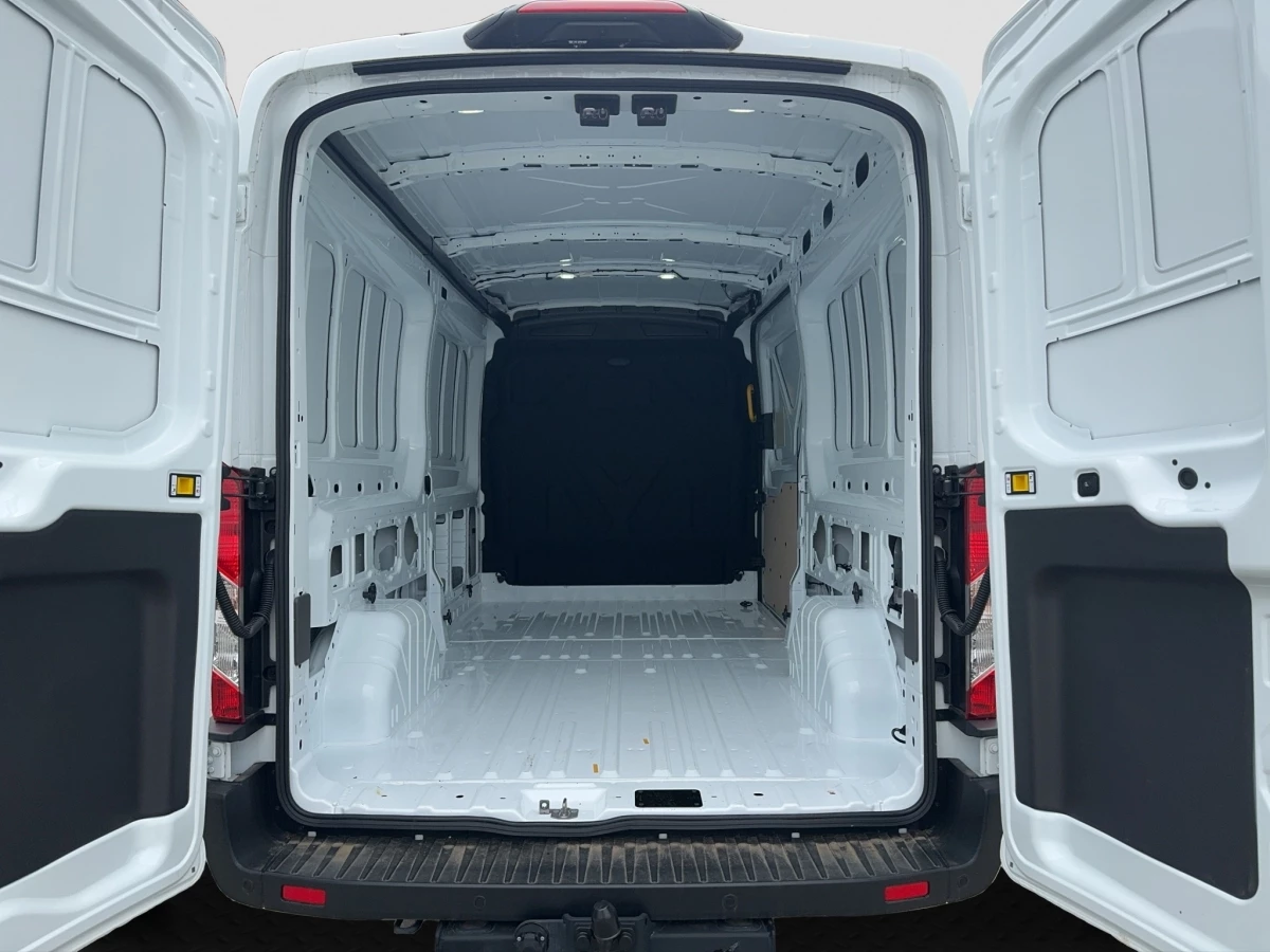 Ford-Transit-image-8