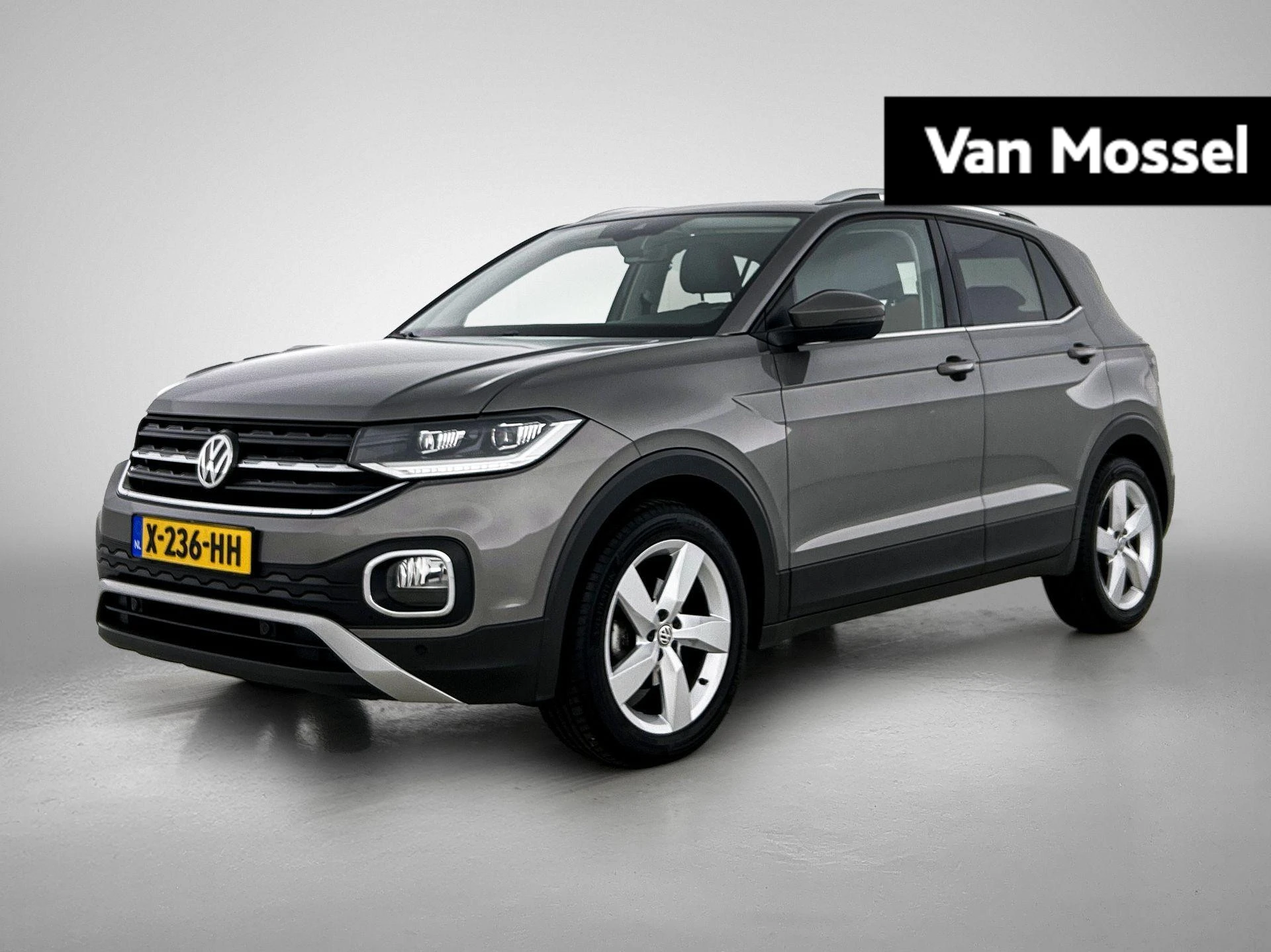 Volkswagen-T-Cross-image-0