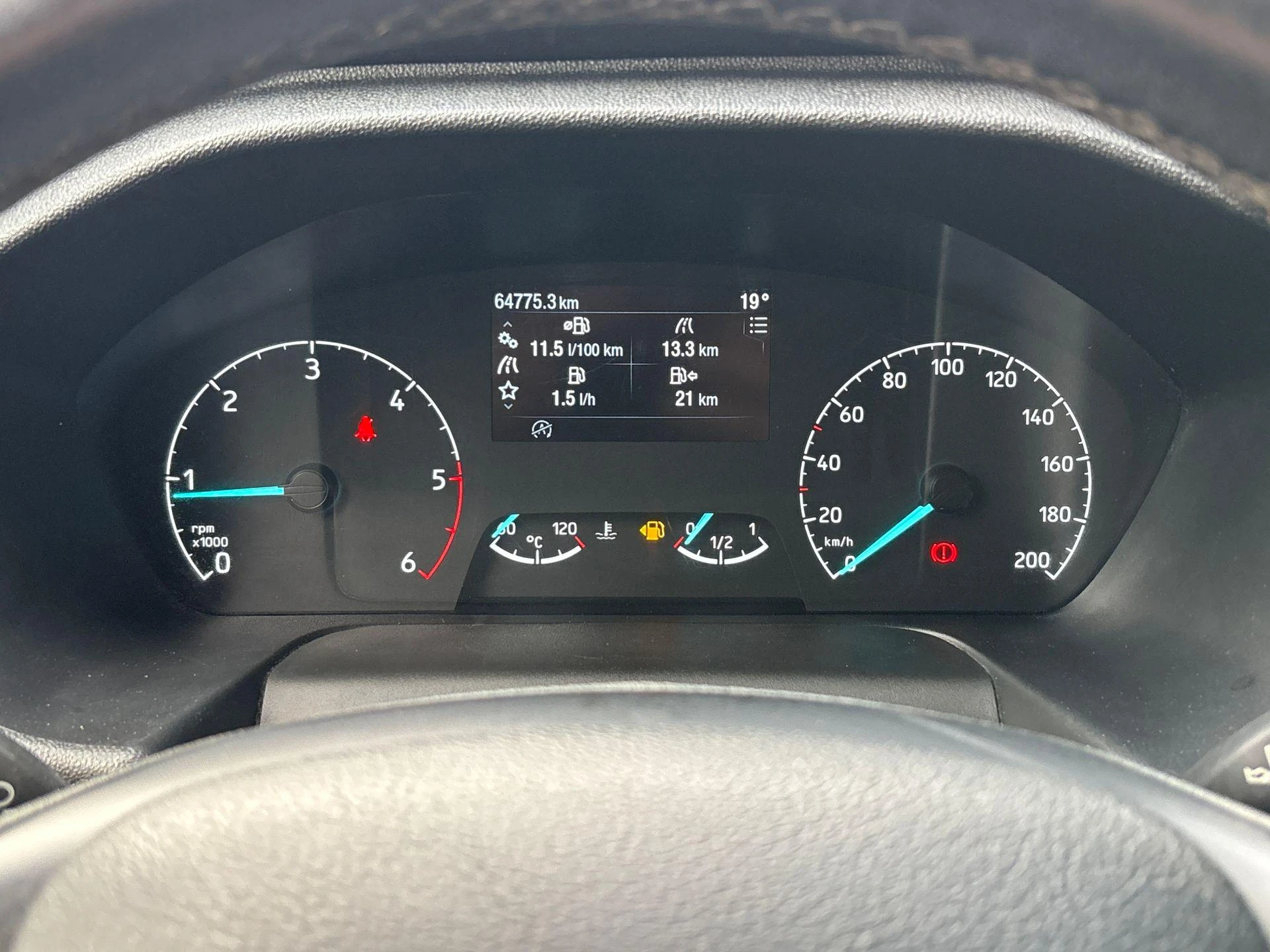 Ford-Transit-image-11