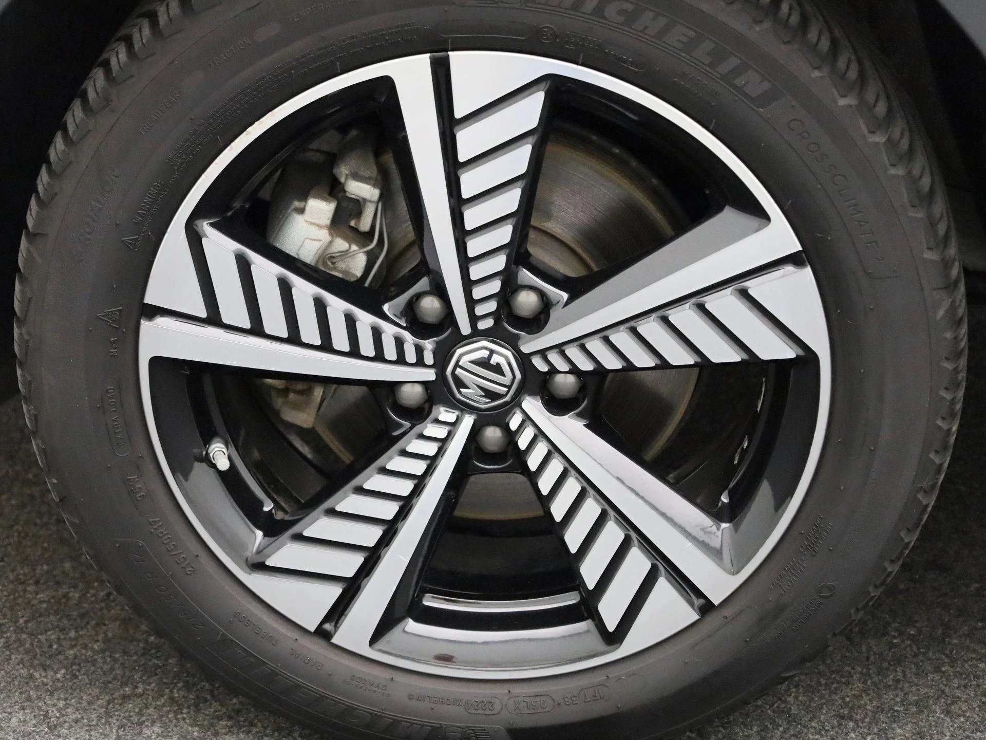 MG ZS EV MG Luxury 45 kWh