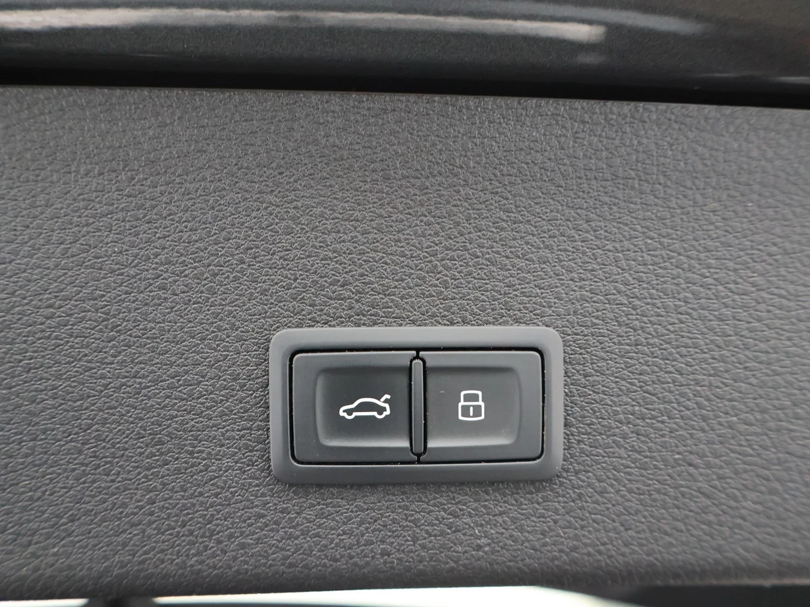 Audi-e-tron-image-12
