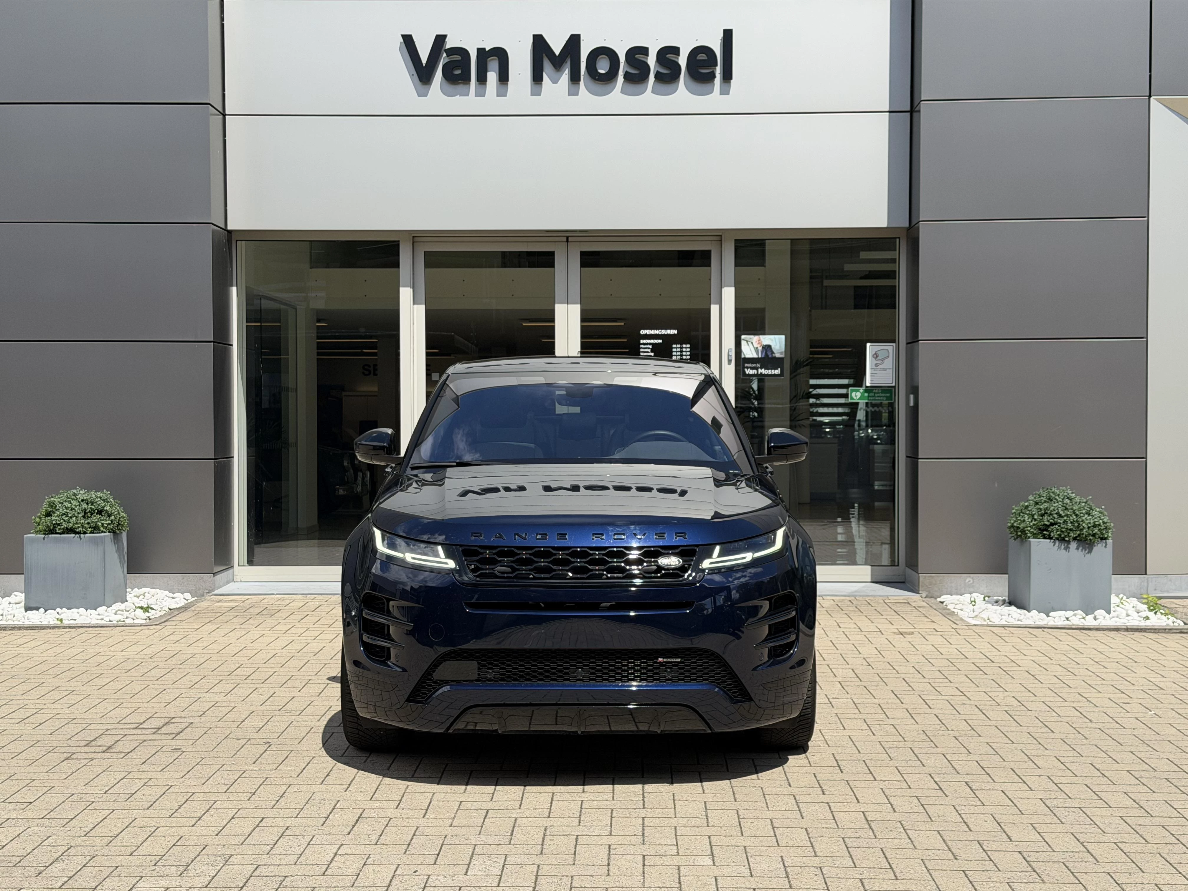 Land Rover Range Rover Evoque P250 R-Dynamic SE