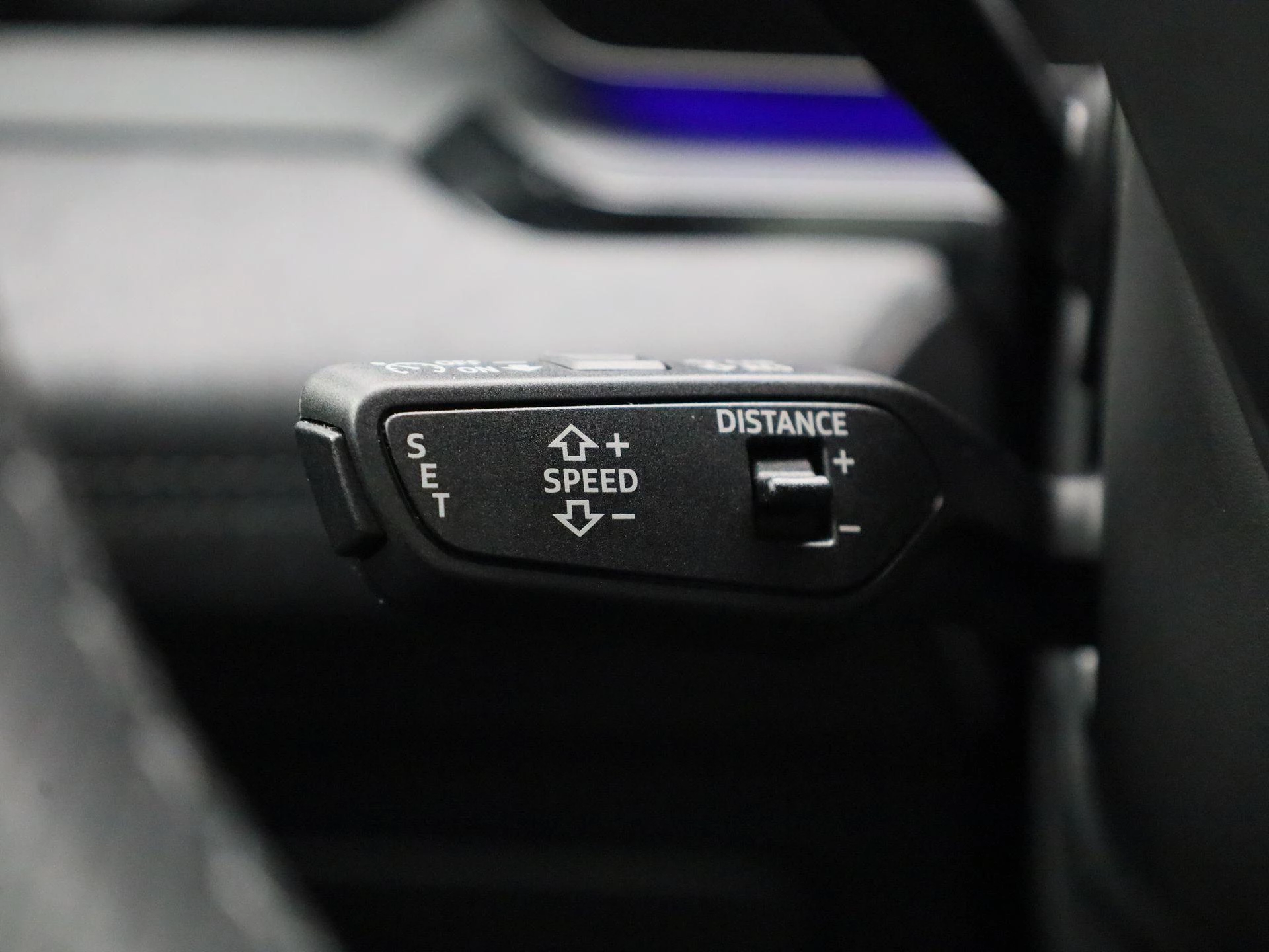 Audi-Q6 e-tron-image-17