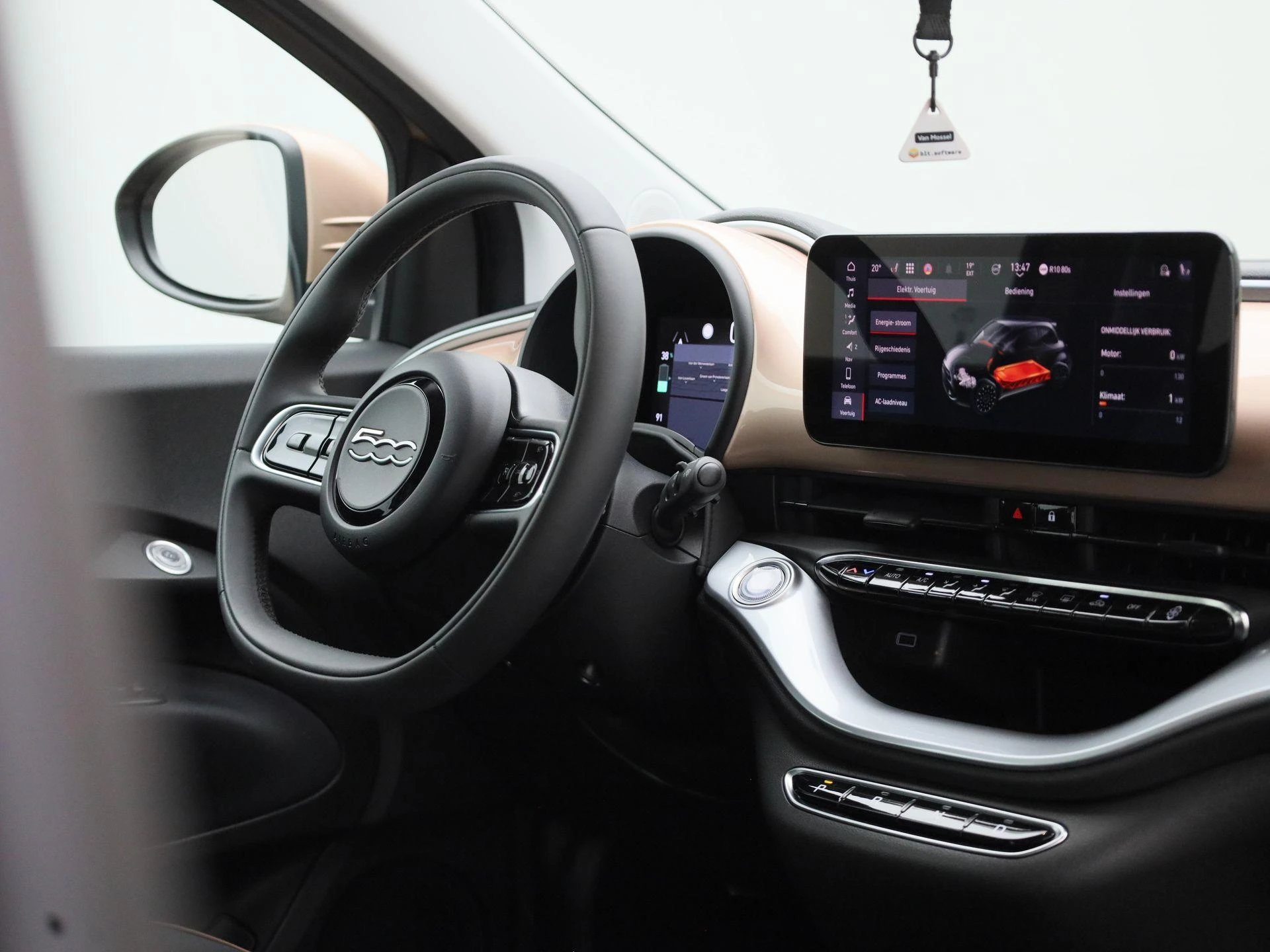 Fiat-500e-image-31