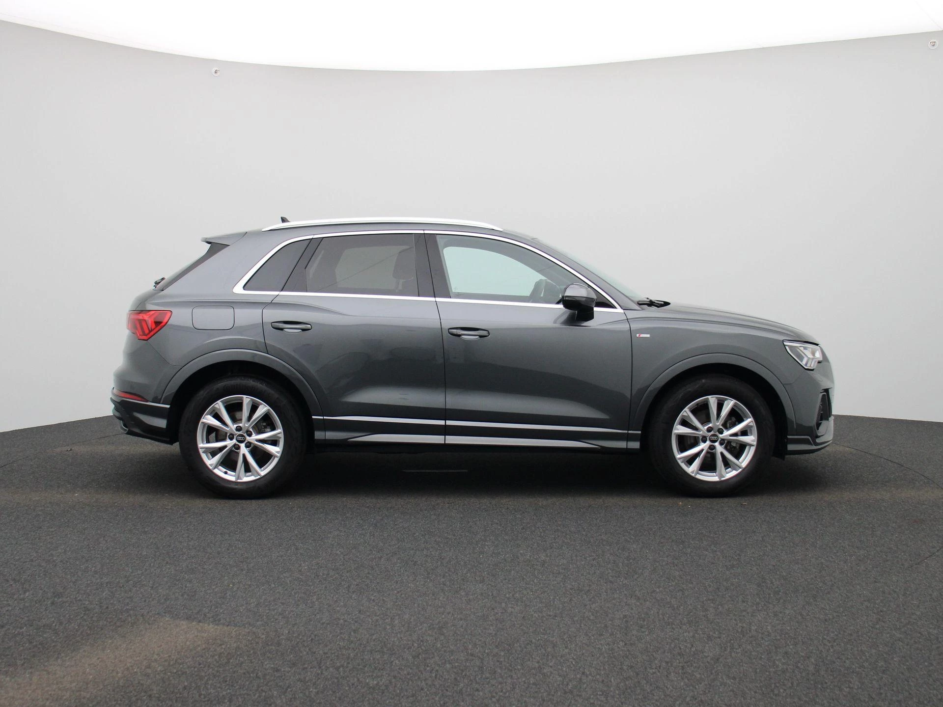 Audi-Q3-image-5