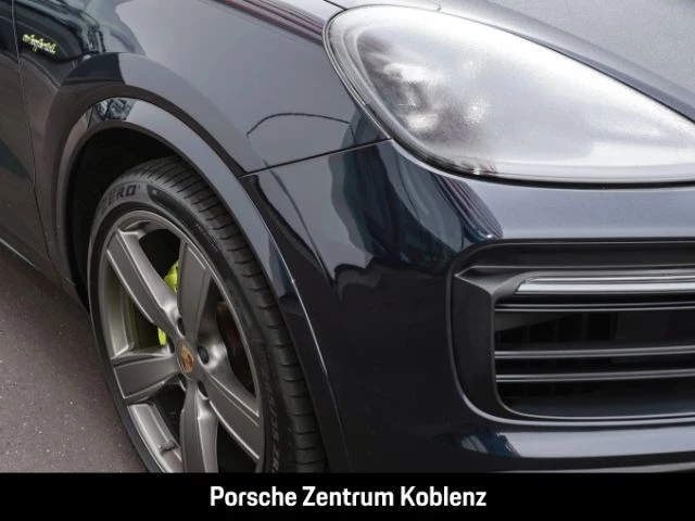 Porsche Cayenne E-Hybrid Coupe -