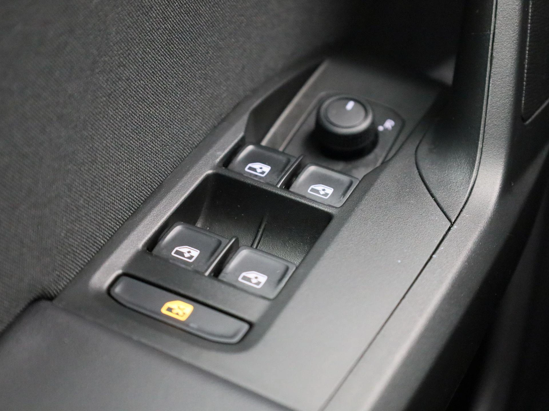 SEAT-Leon-image-27