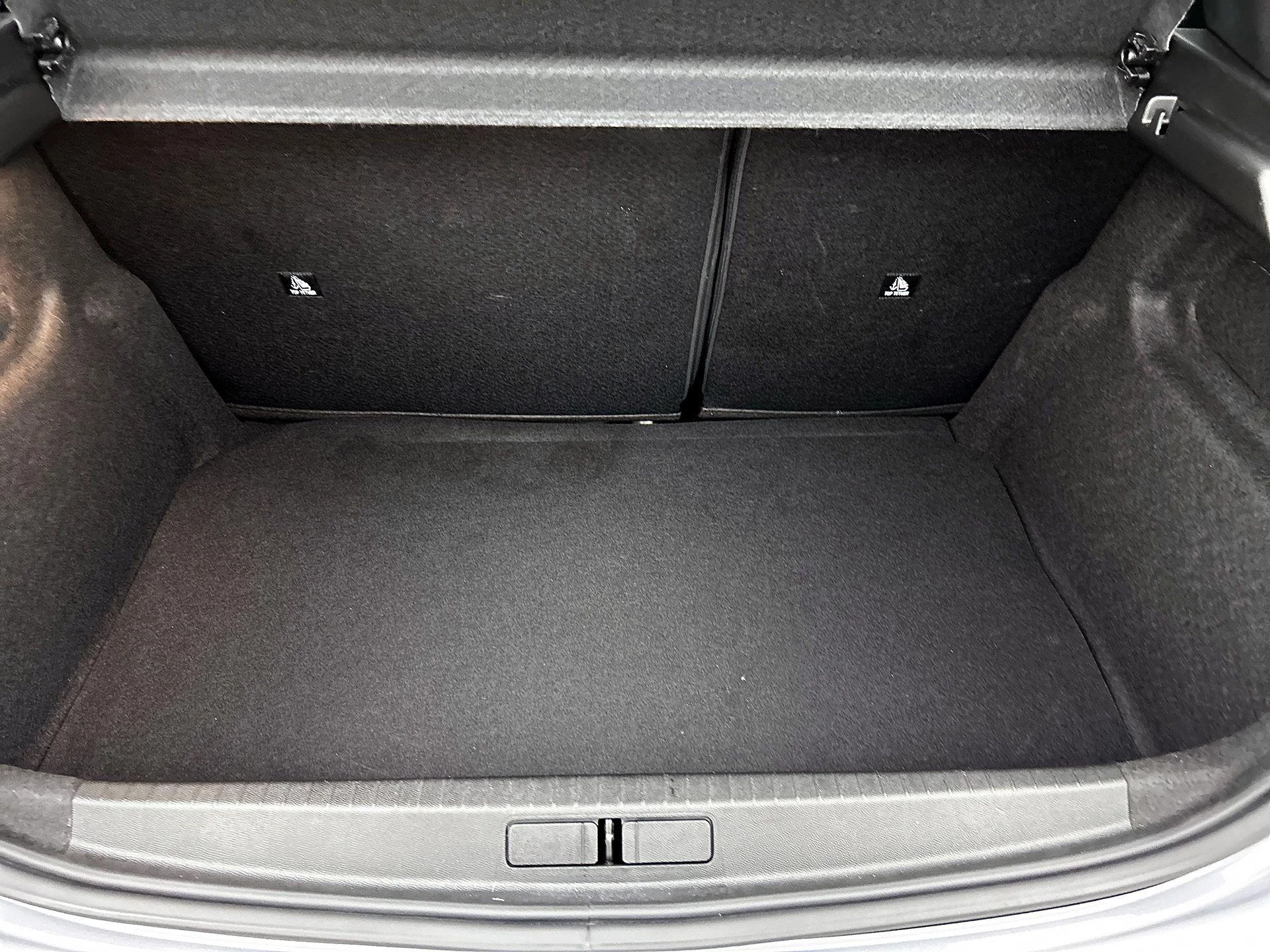 Peugeot 208 1.2 Hybrid 110 e-DCS6 Allure