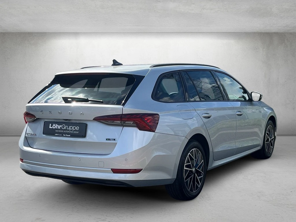 Škoda-Octavia-image-2