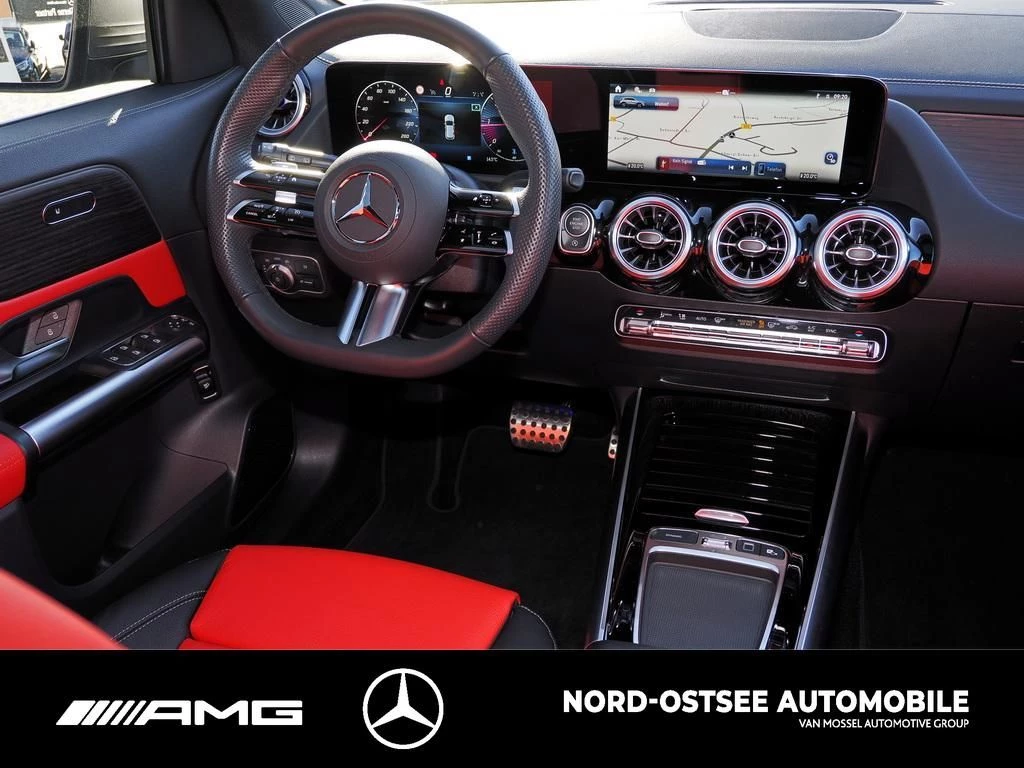 Mercedes-Benz-GLA-image-7