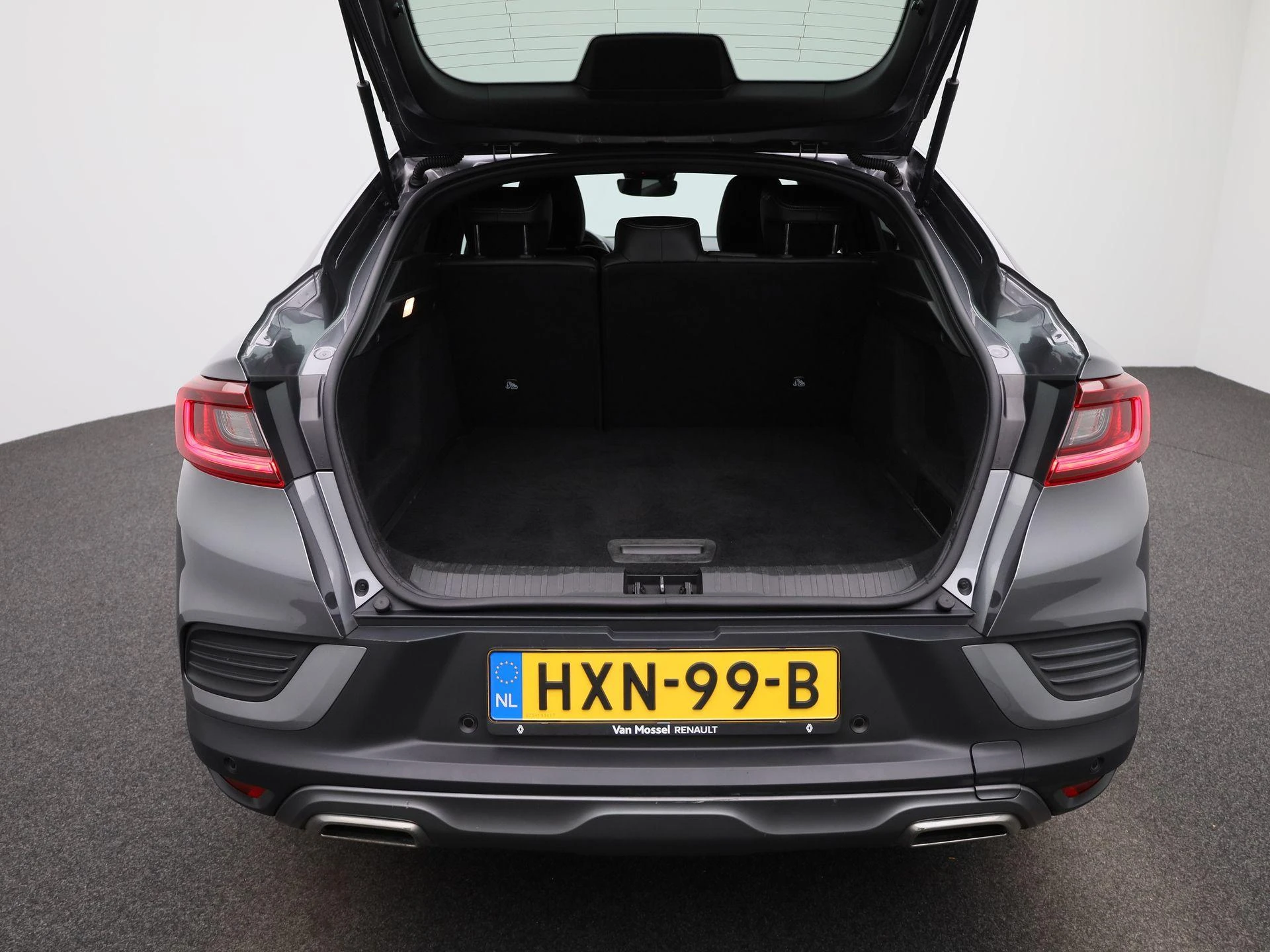 Renault-Arkana-image-12
