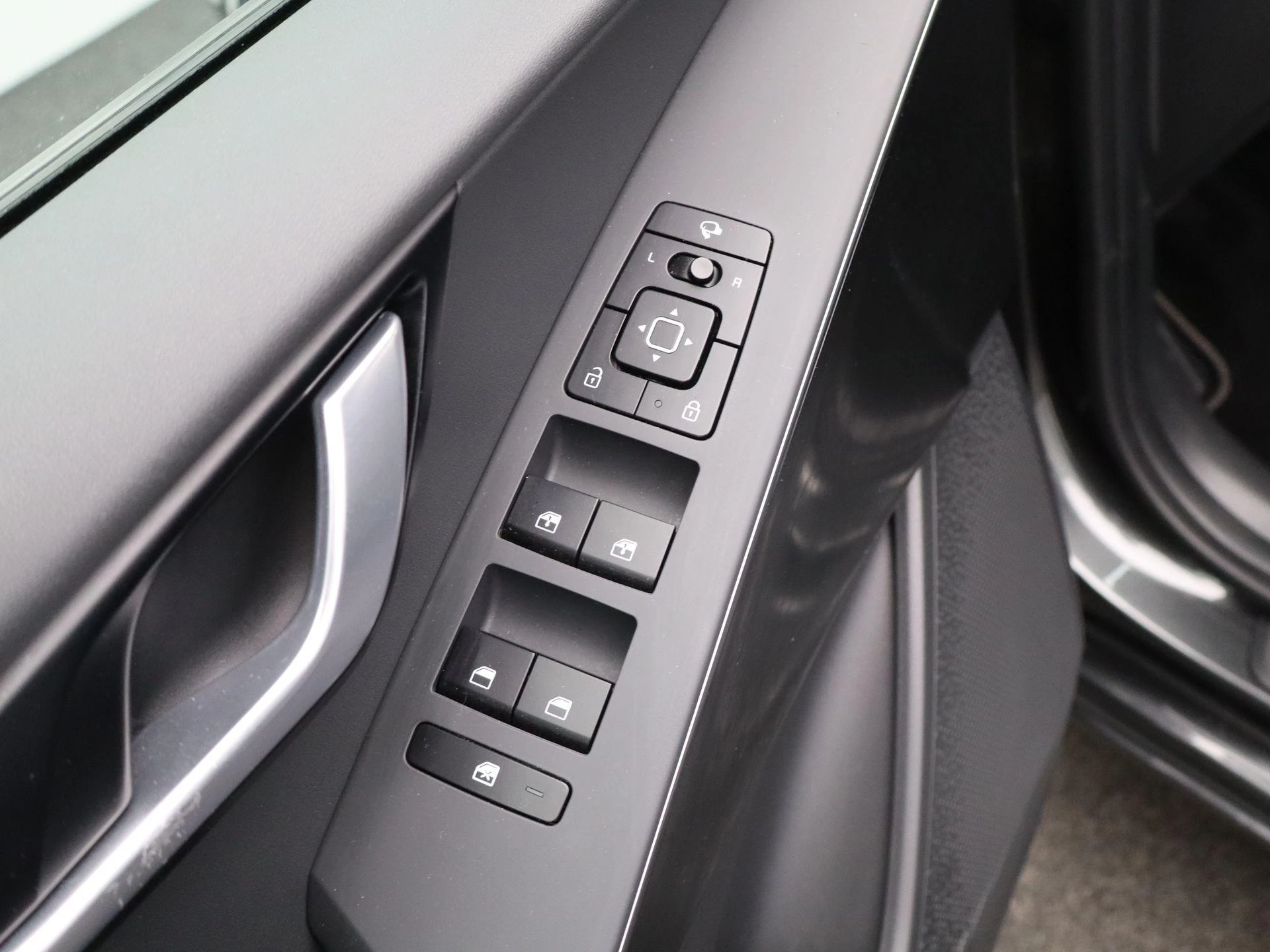 Kia-Niro-image-27