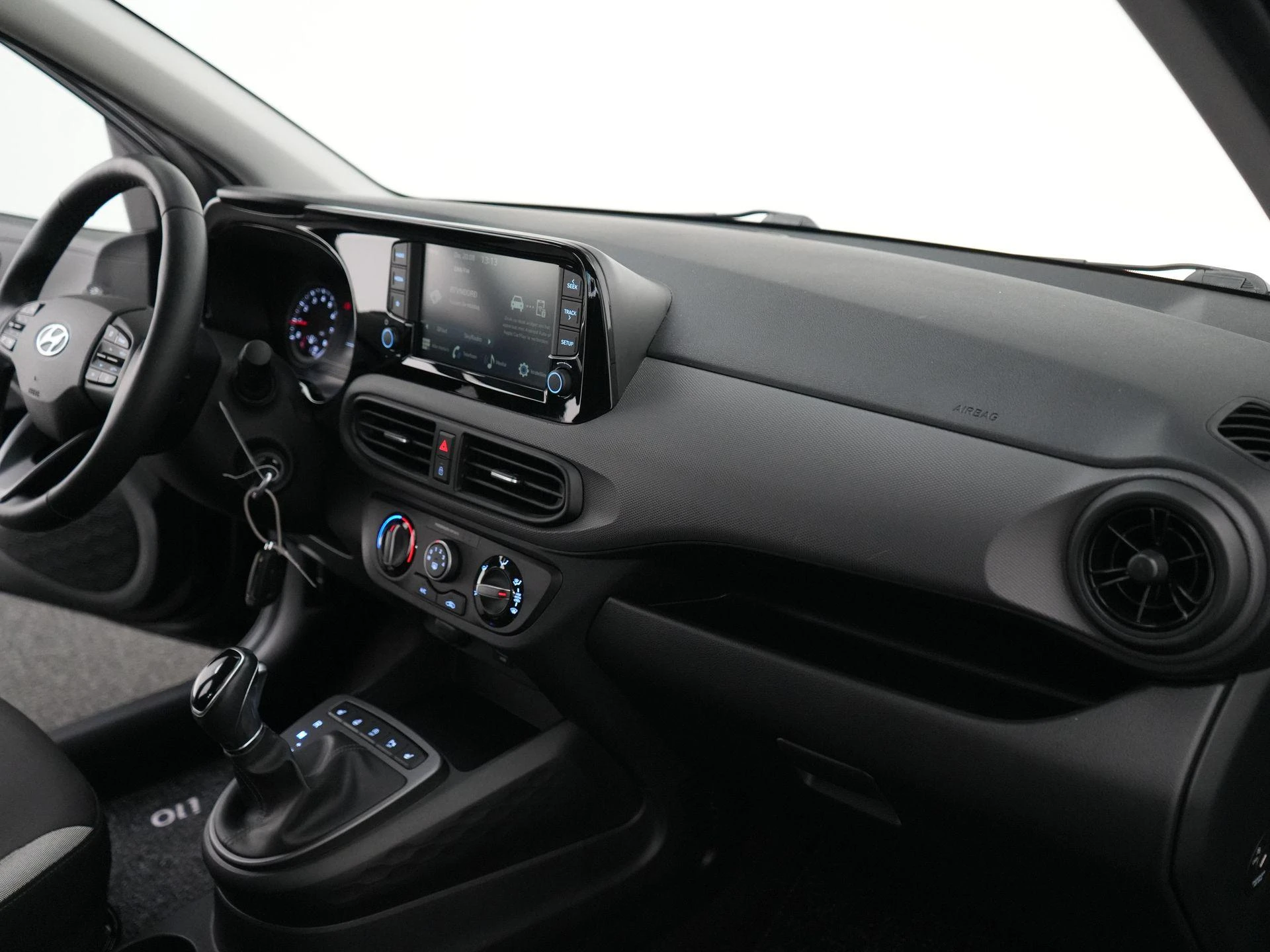 Hyundai-i10-image-31