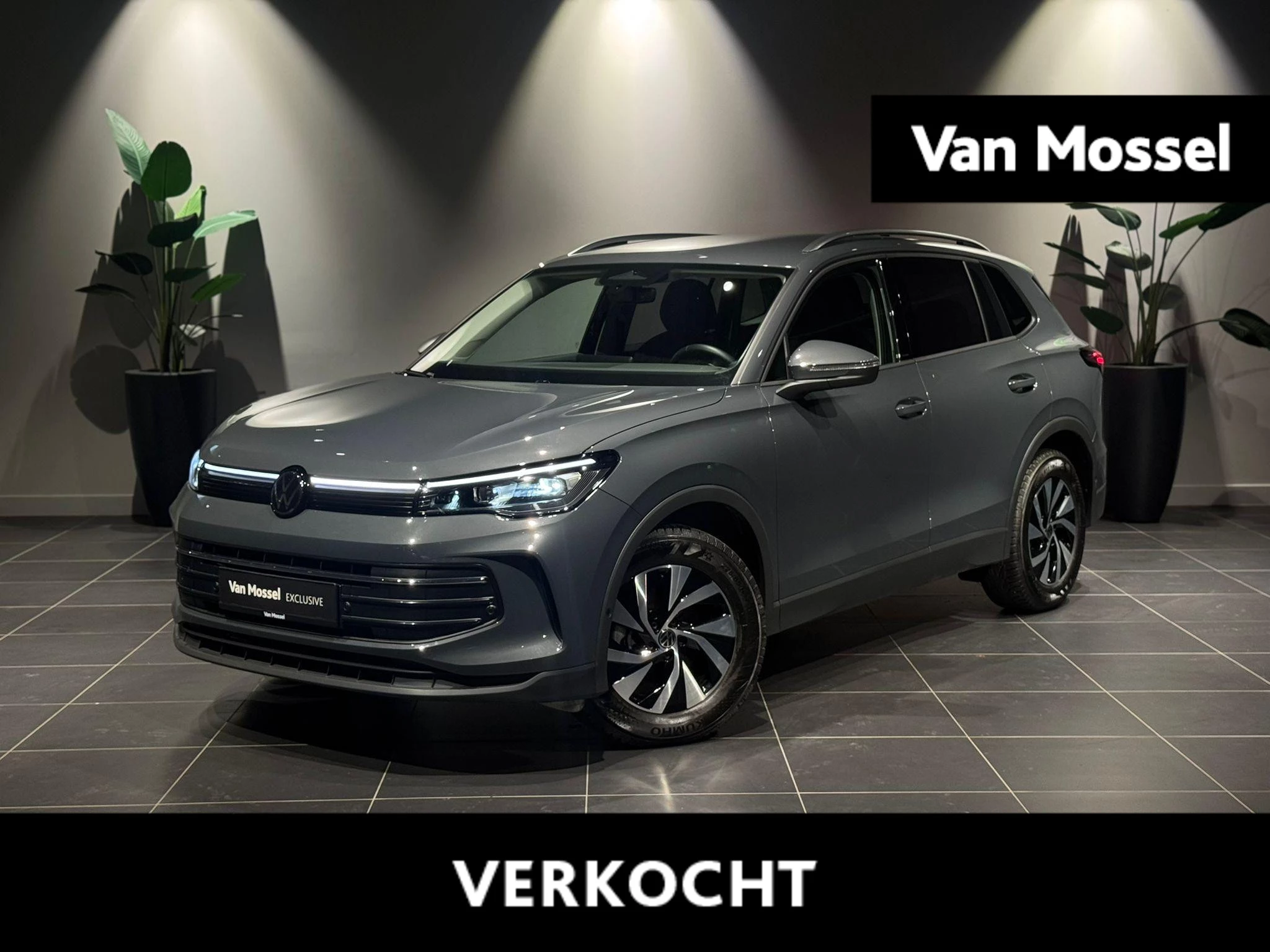 Volkswagen-Tiguan-image-0