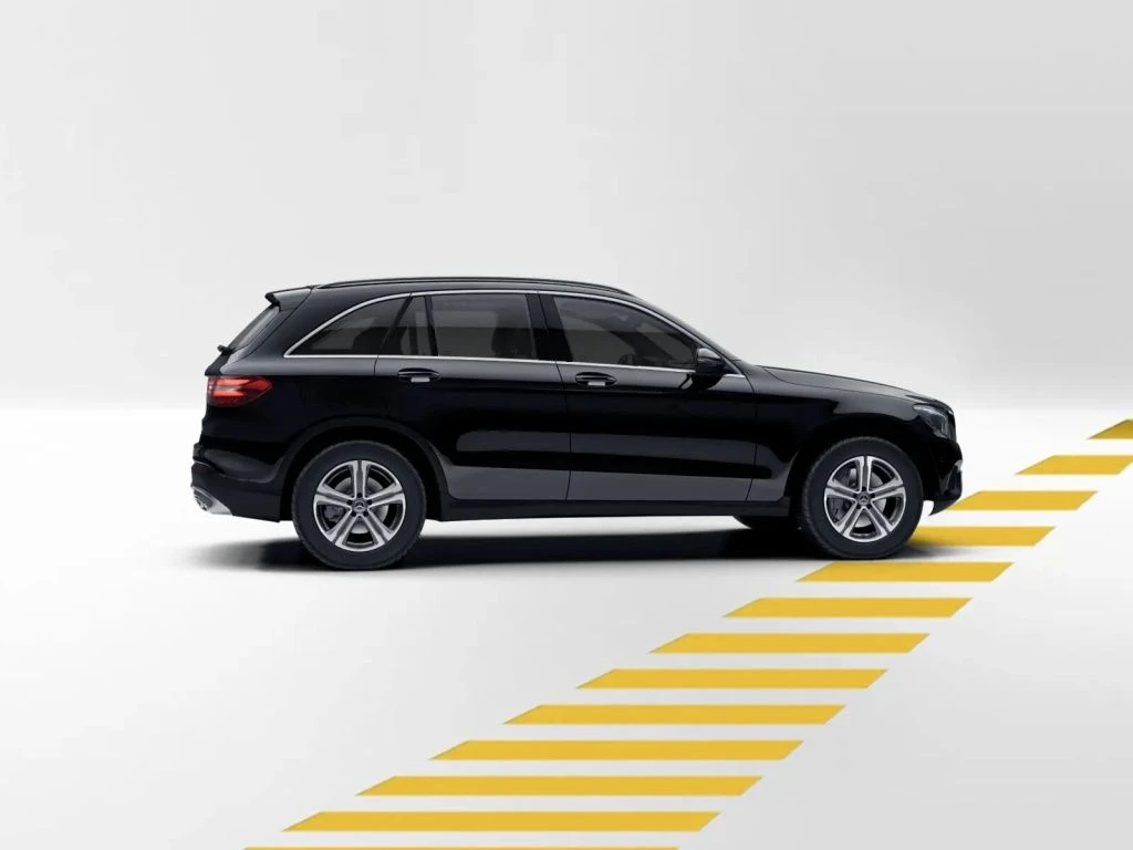 Mercedes-Benz-GLC 220 d-image-6