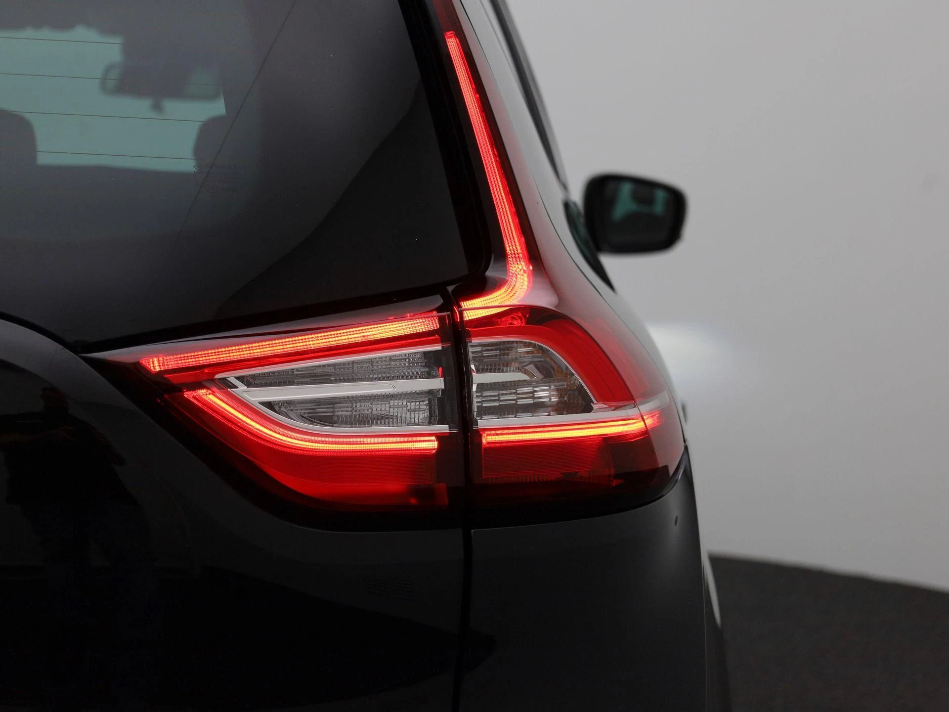 Renault-Grand Scénic-image-34