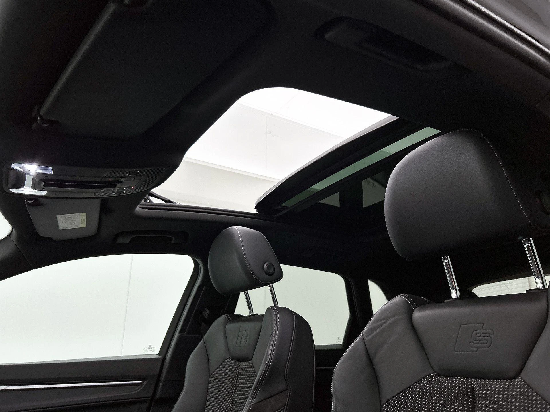 Audi Q3 45 TFSI e S edition 245 PK