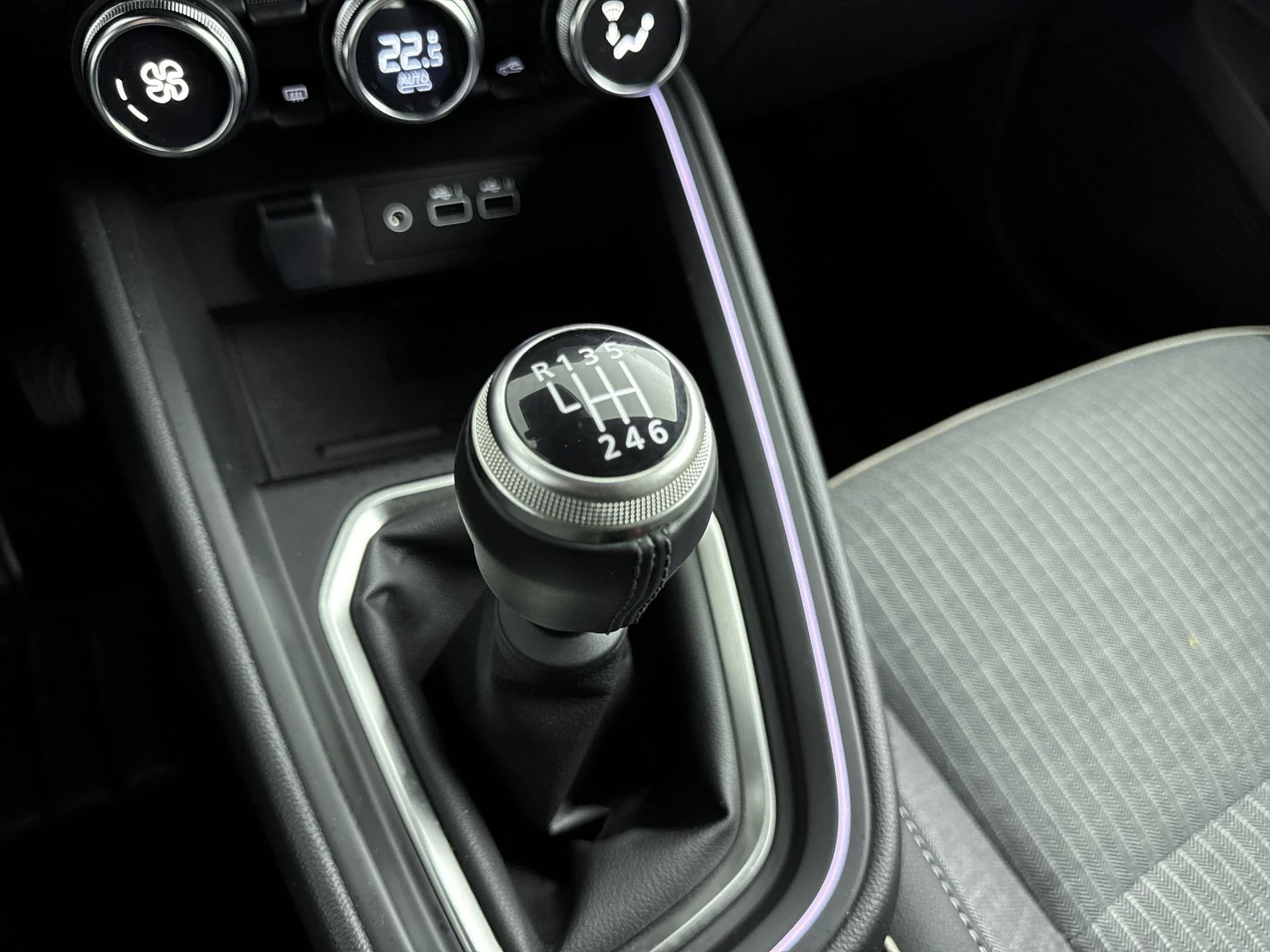 Renault-Clio-image-5