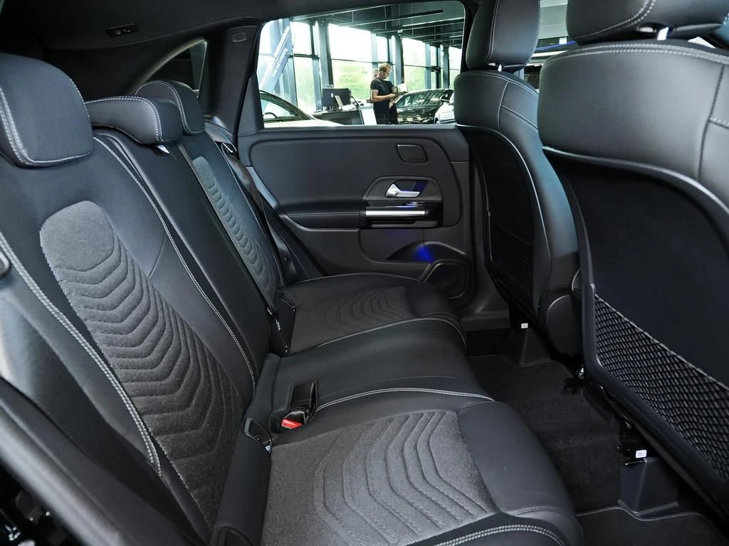 Mercedes-Benz-B-Klasse 200-image-13