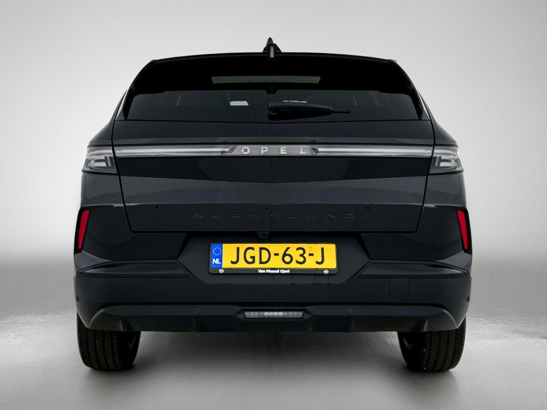 Opel-Grandland-image-2