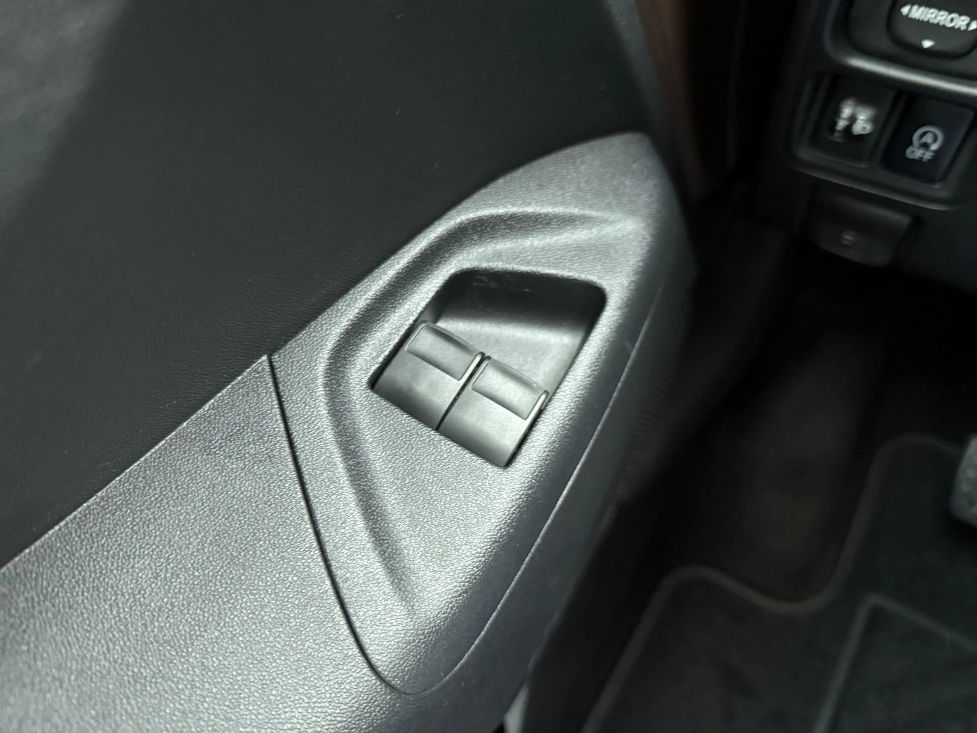 Peugeot 108 1.0 e-VTi Première