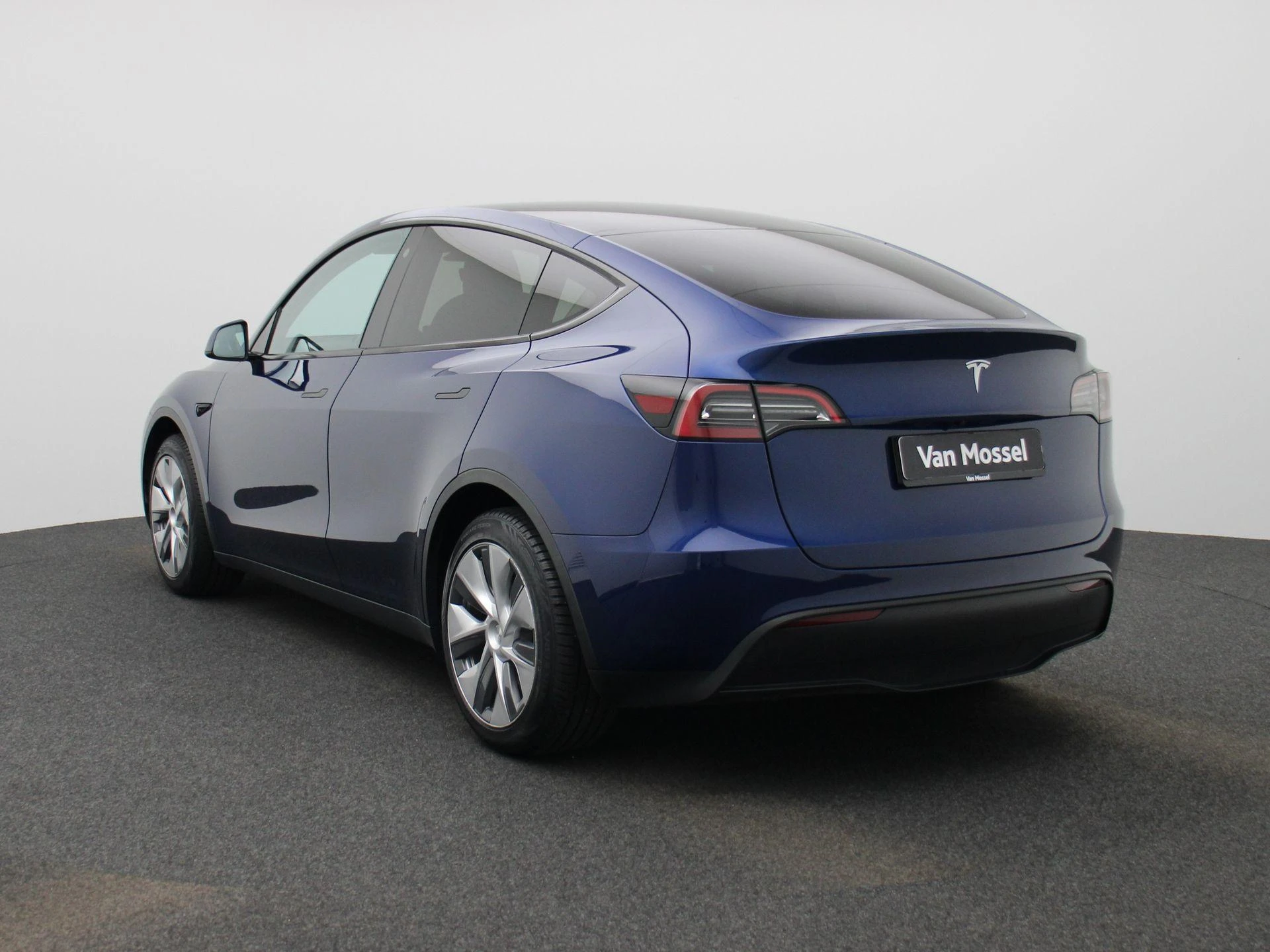 Tesla-Model Y-image-1