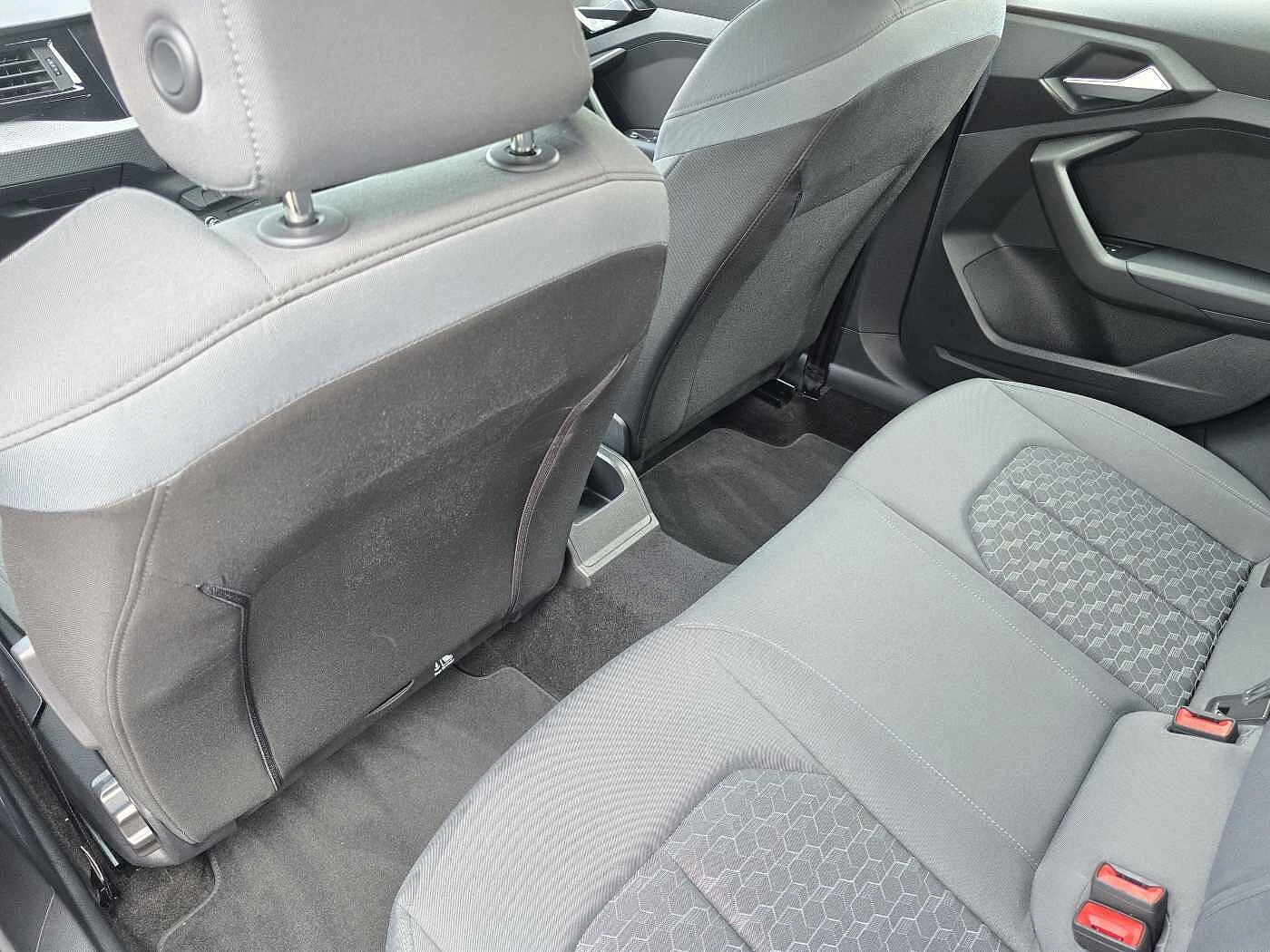 Audi-A1 Sportback-image-40