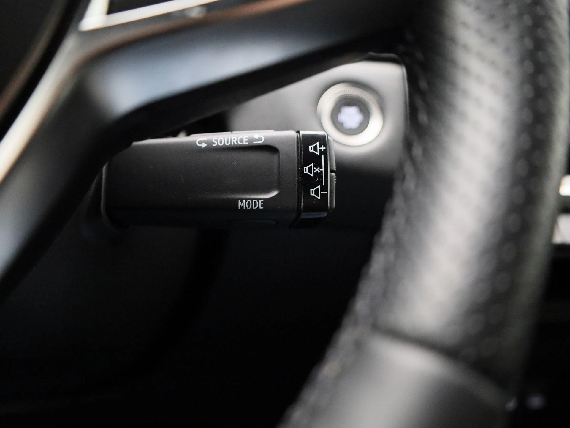 Renault-Captur-image-17