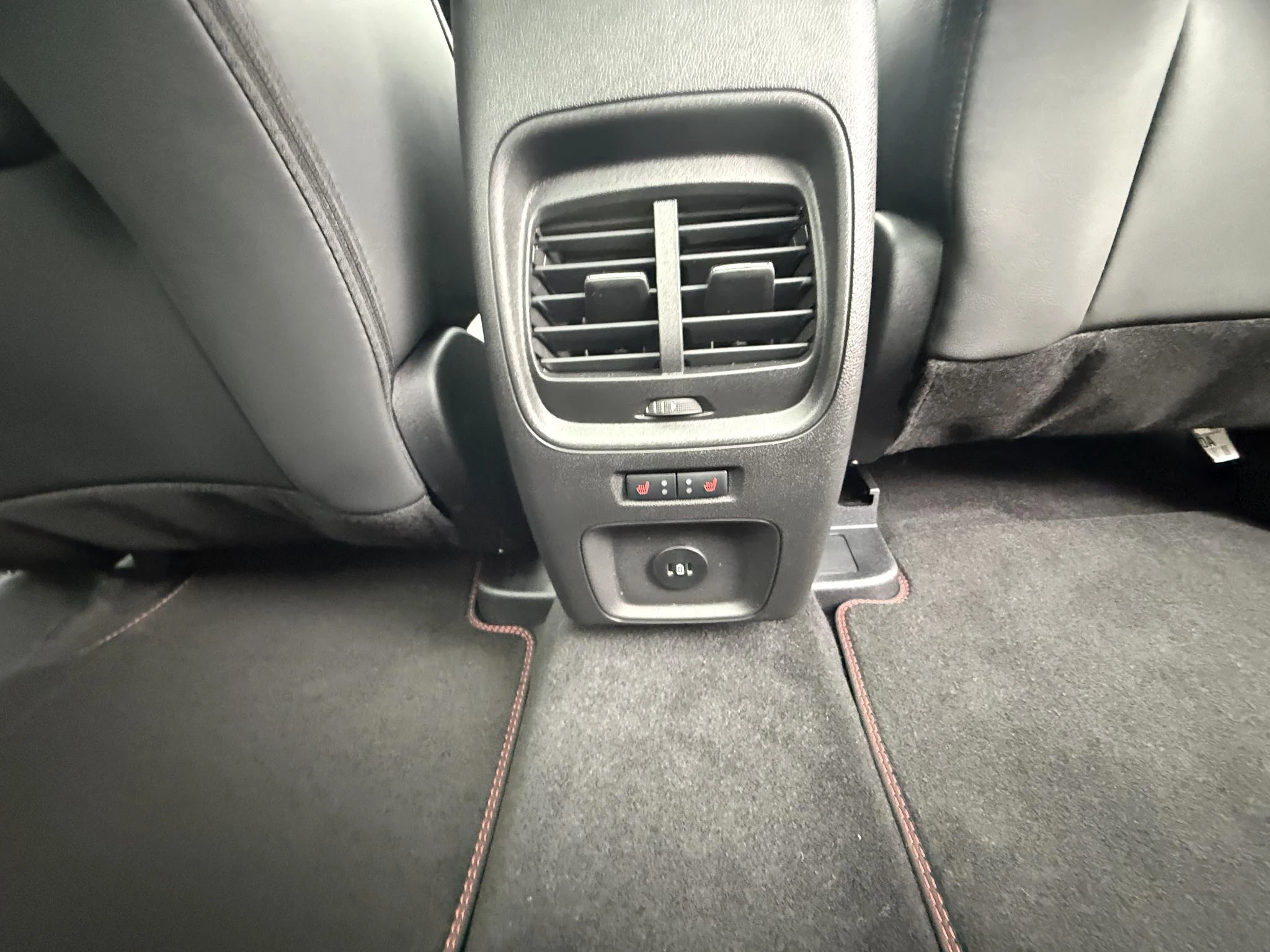 Ford-Kuga-image-10