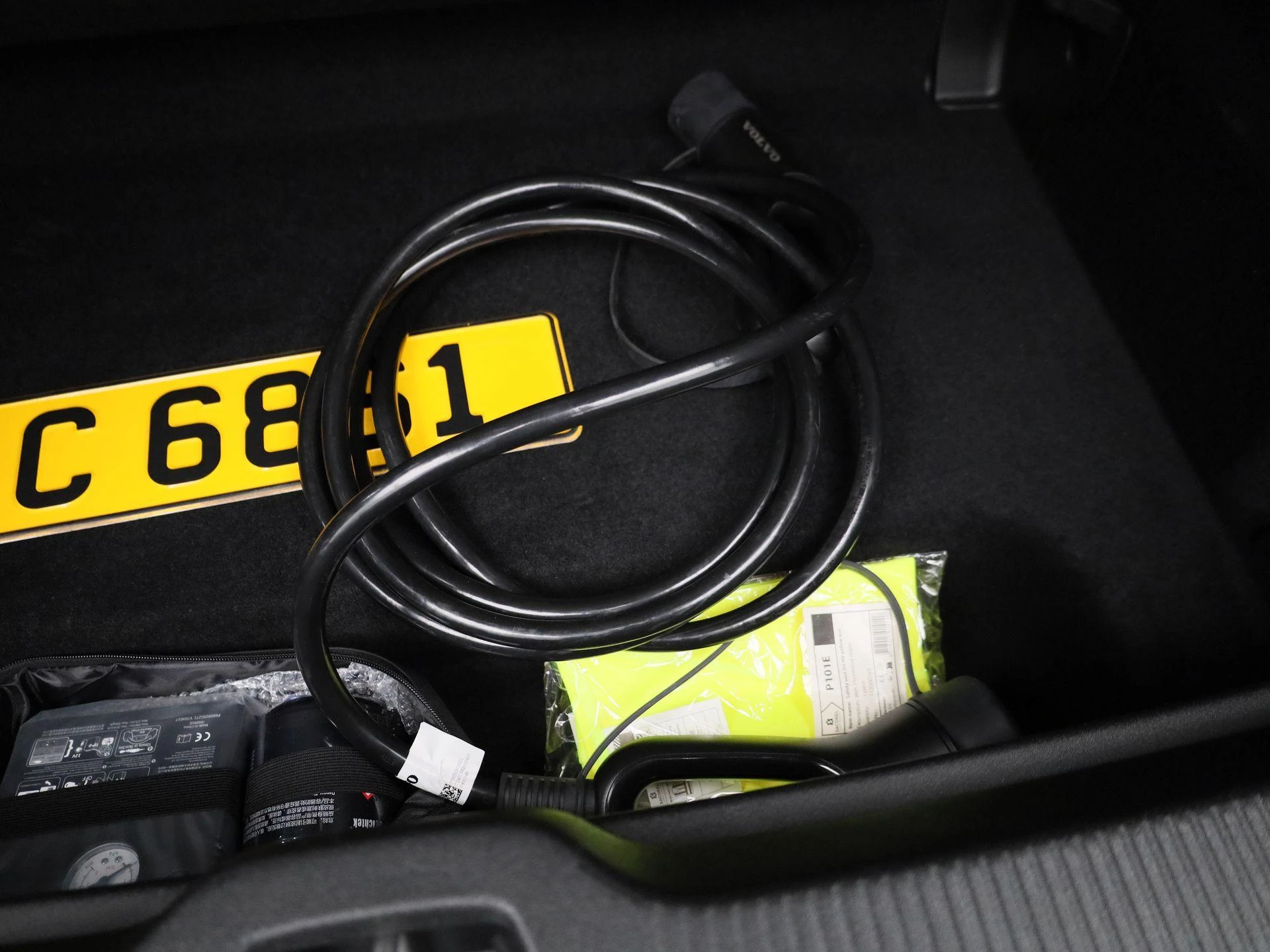 Volvo-EX30-image-11