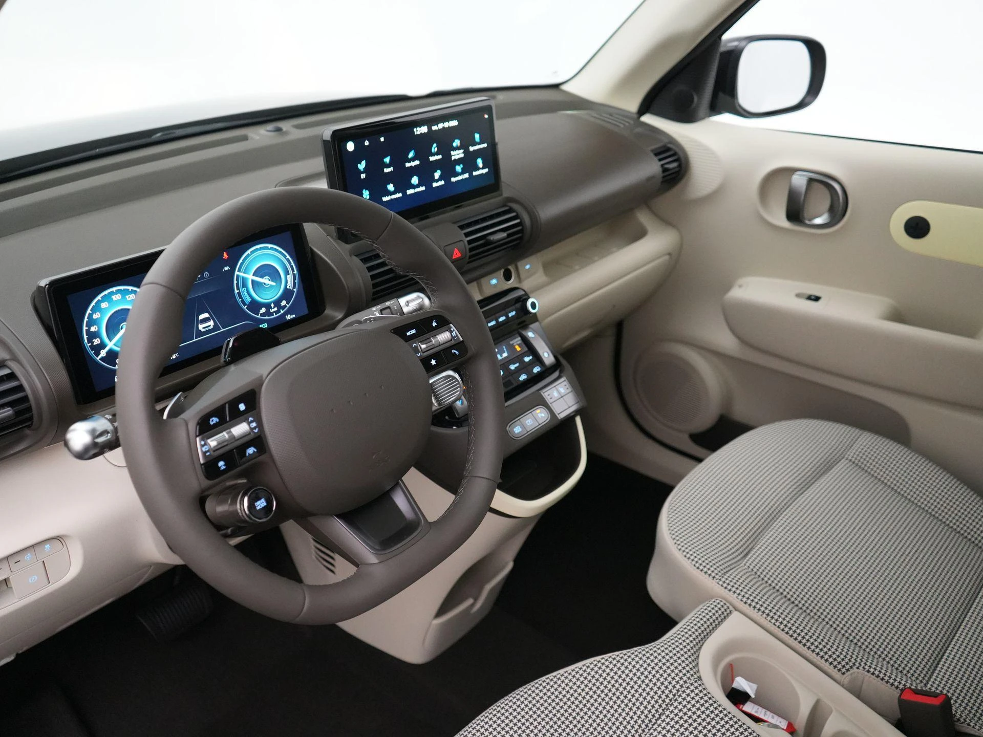 Hyundai-Inster-image-32