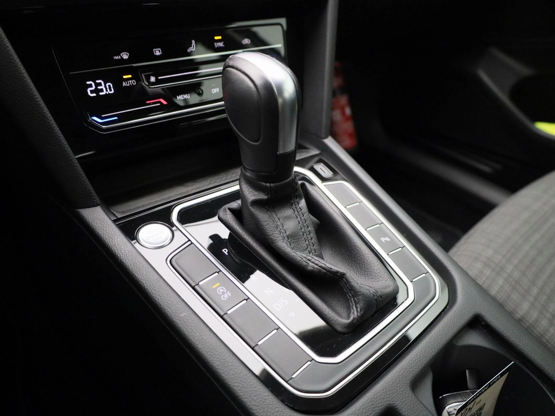 Volkswagen Passat Variant 2.0 TDI 90kW DSG Style Business Elektrische kofferklep | Camera | Adapt cruise