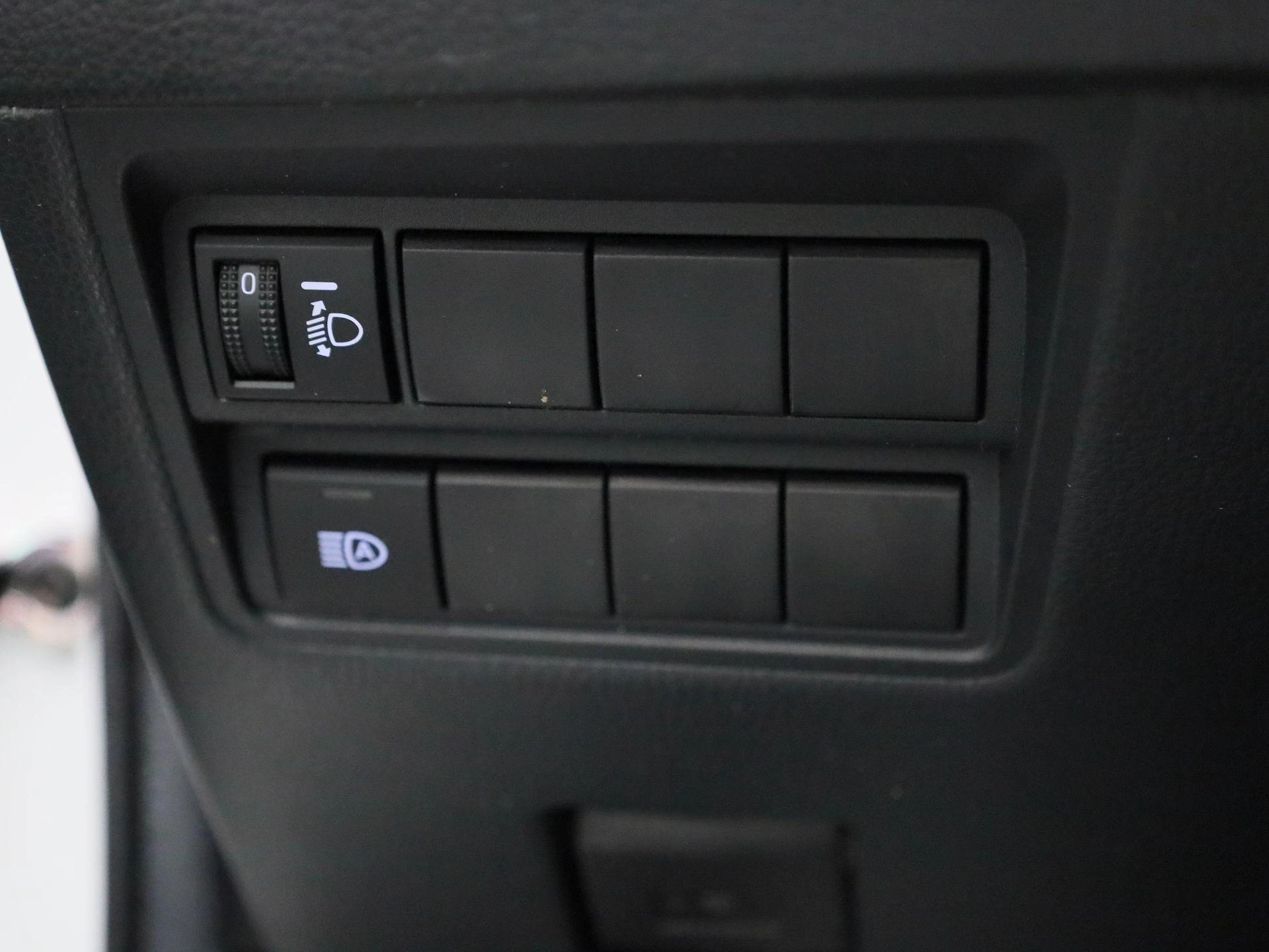 Toyota-Yaris-image-25