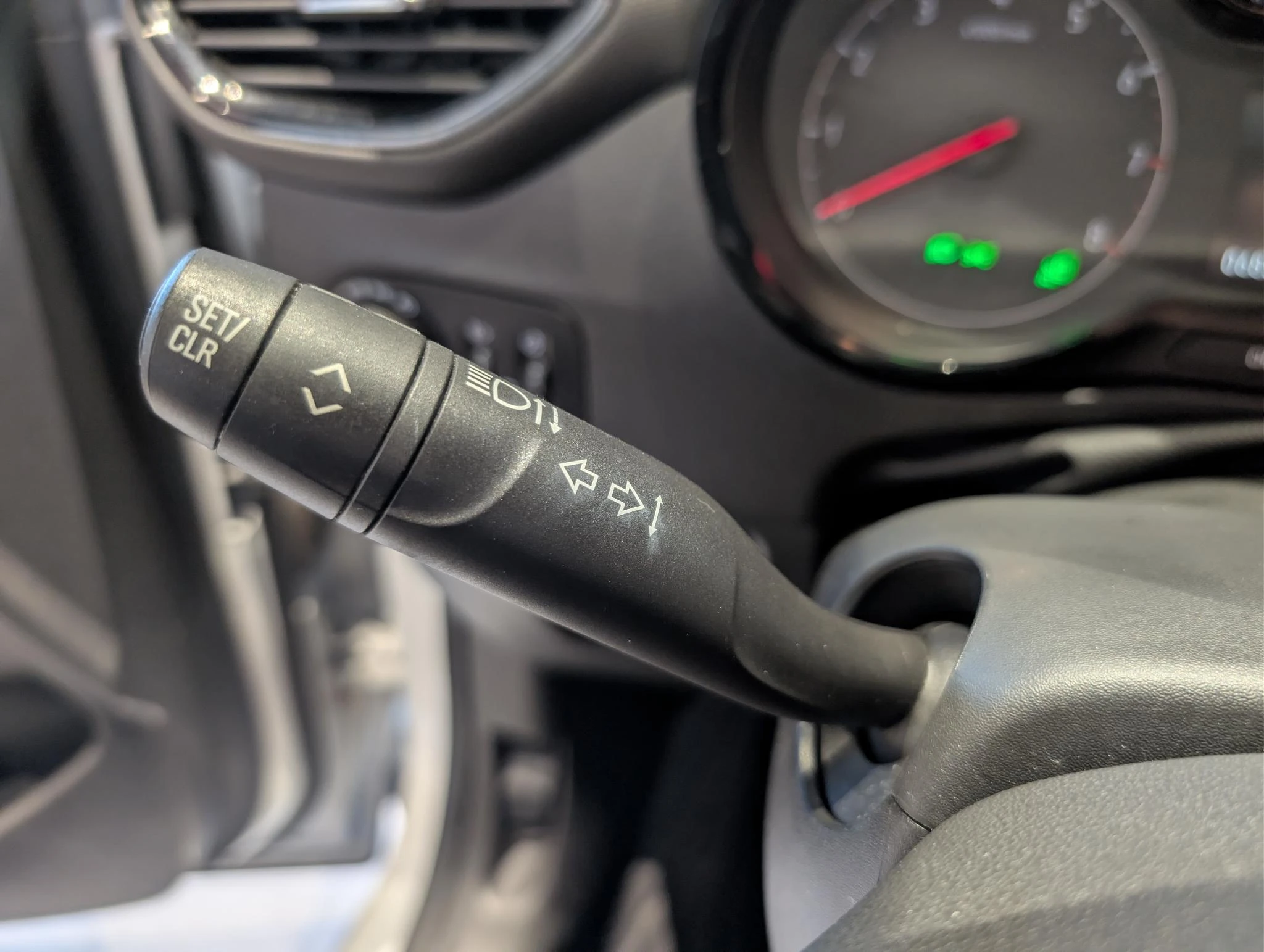 Opel-Crossland X-image-19
