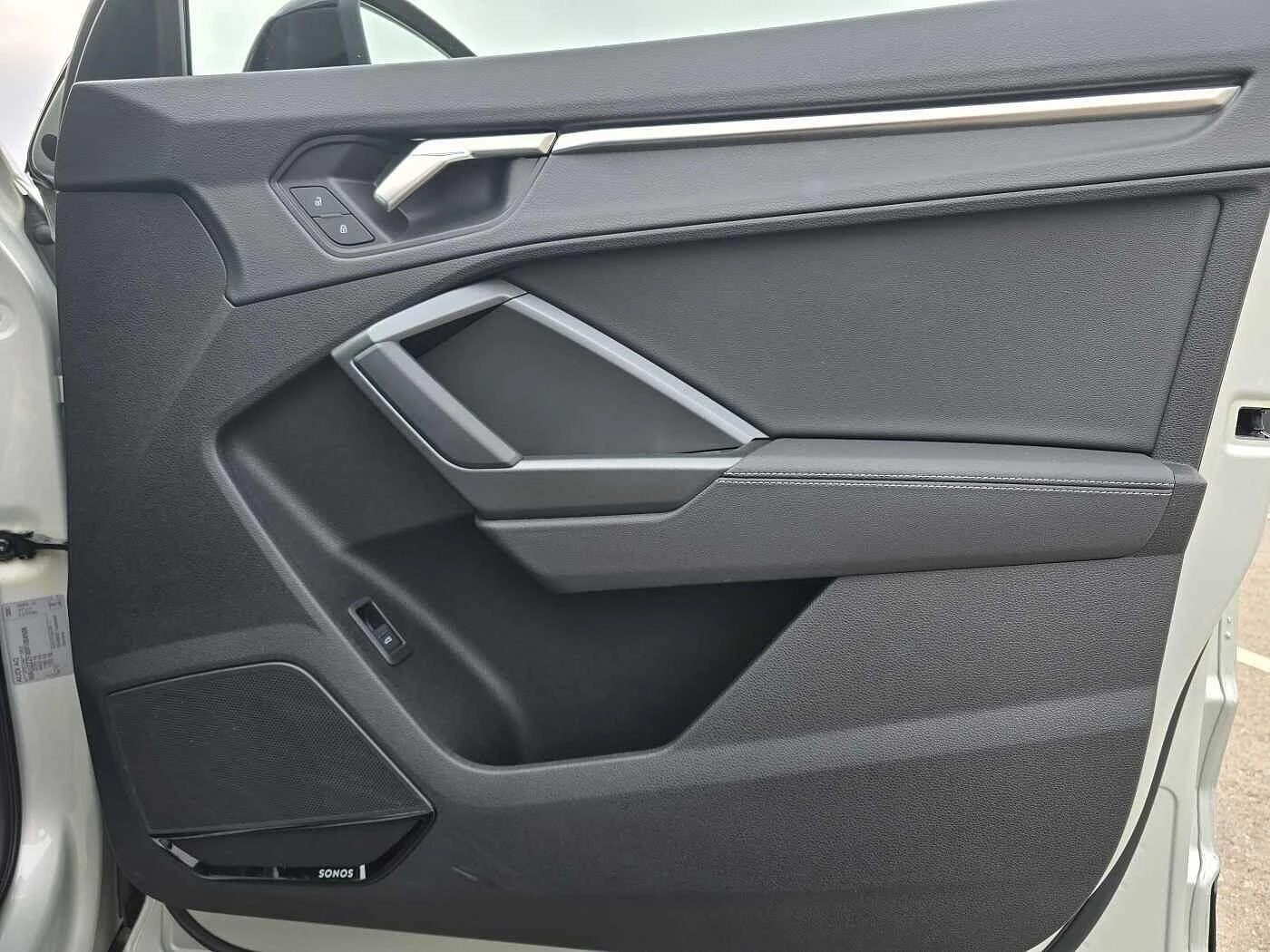 Audi-Q3-image-10