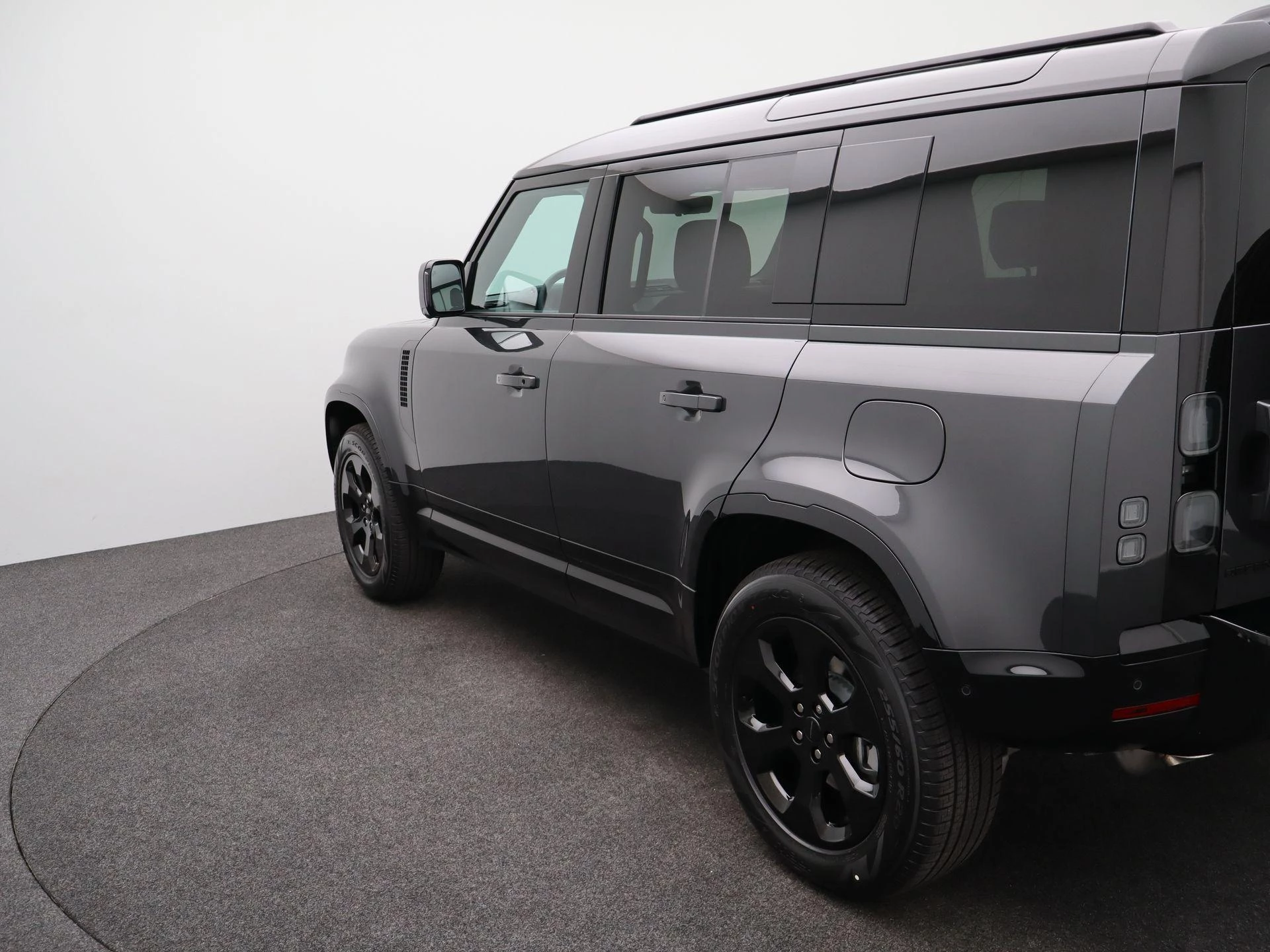 Land Rover-Defender-image-45
