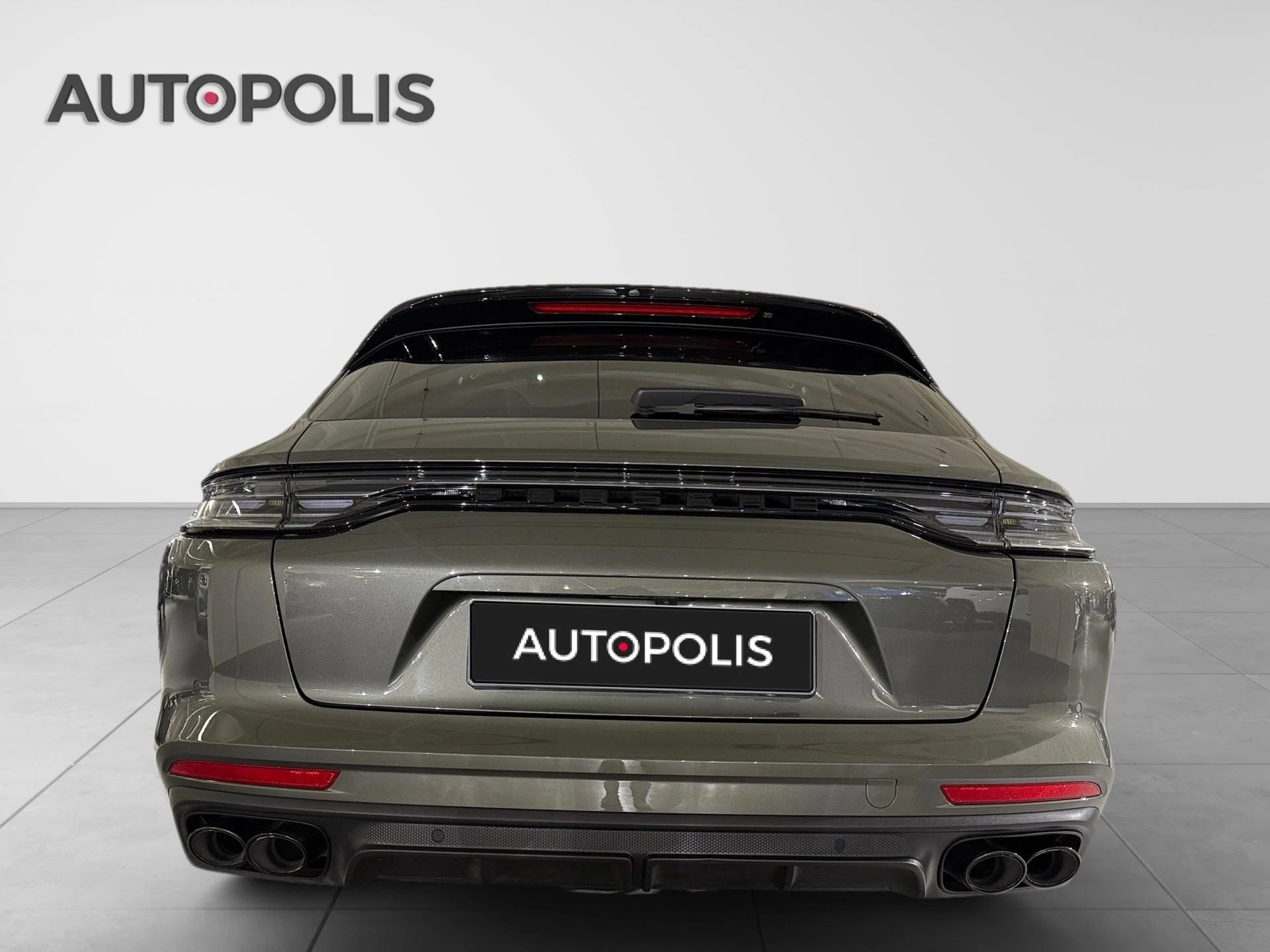 Porsche-Panamera-image-14