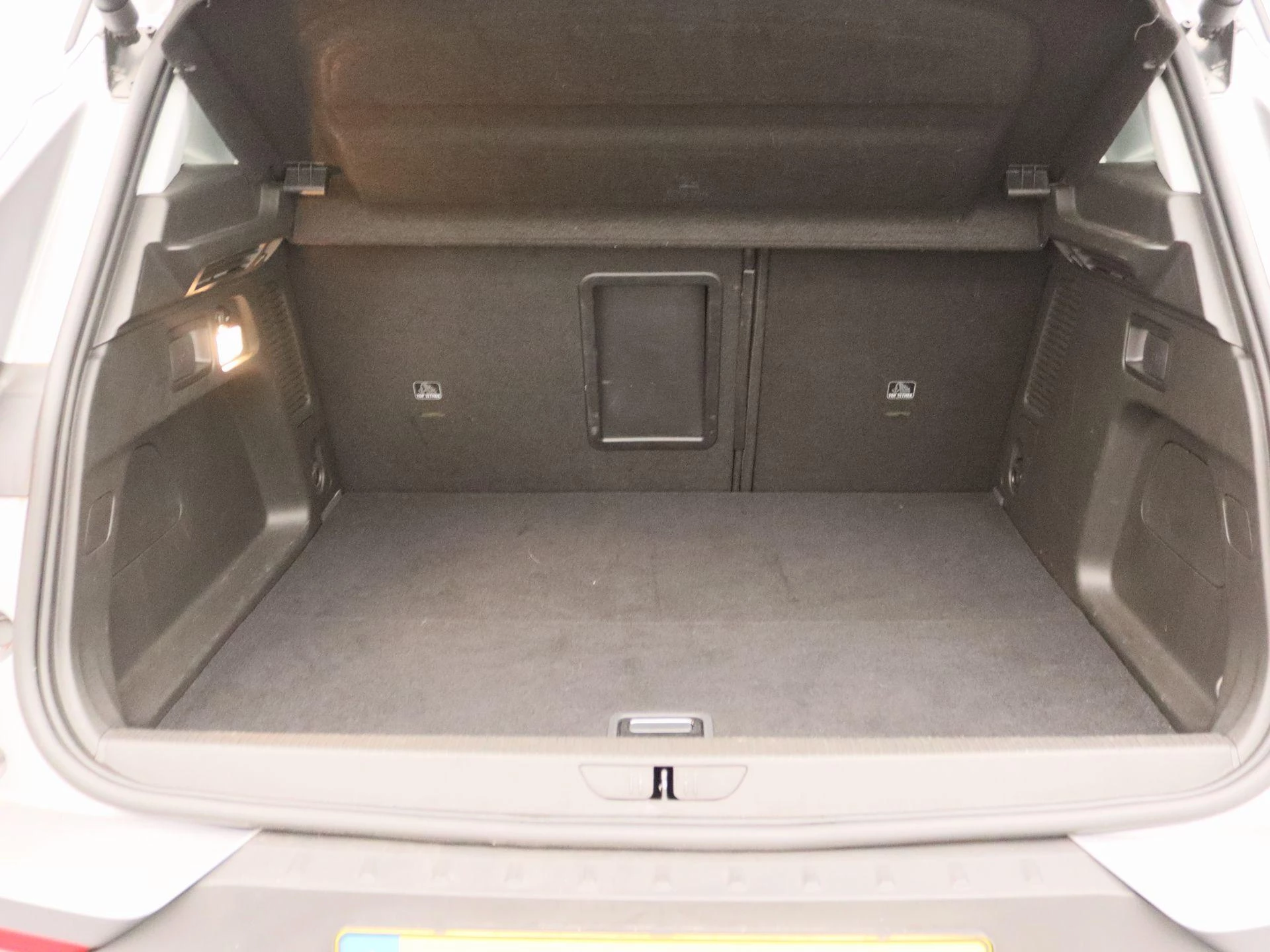 Opel Grandland X 1.6 Turbo Hybrid Elegance