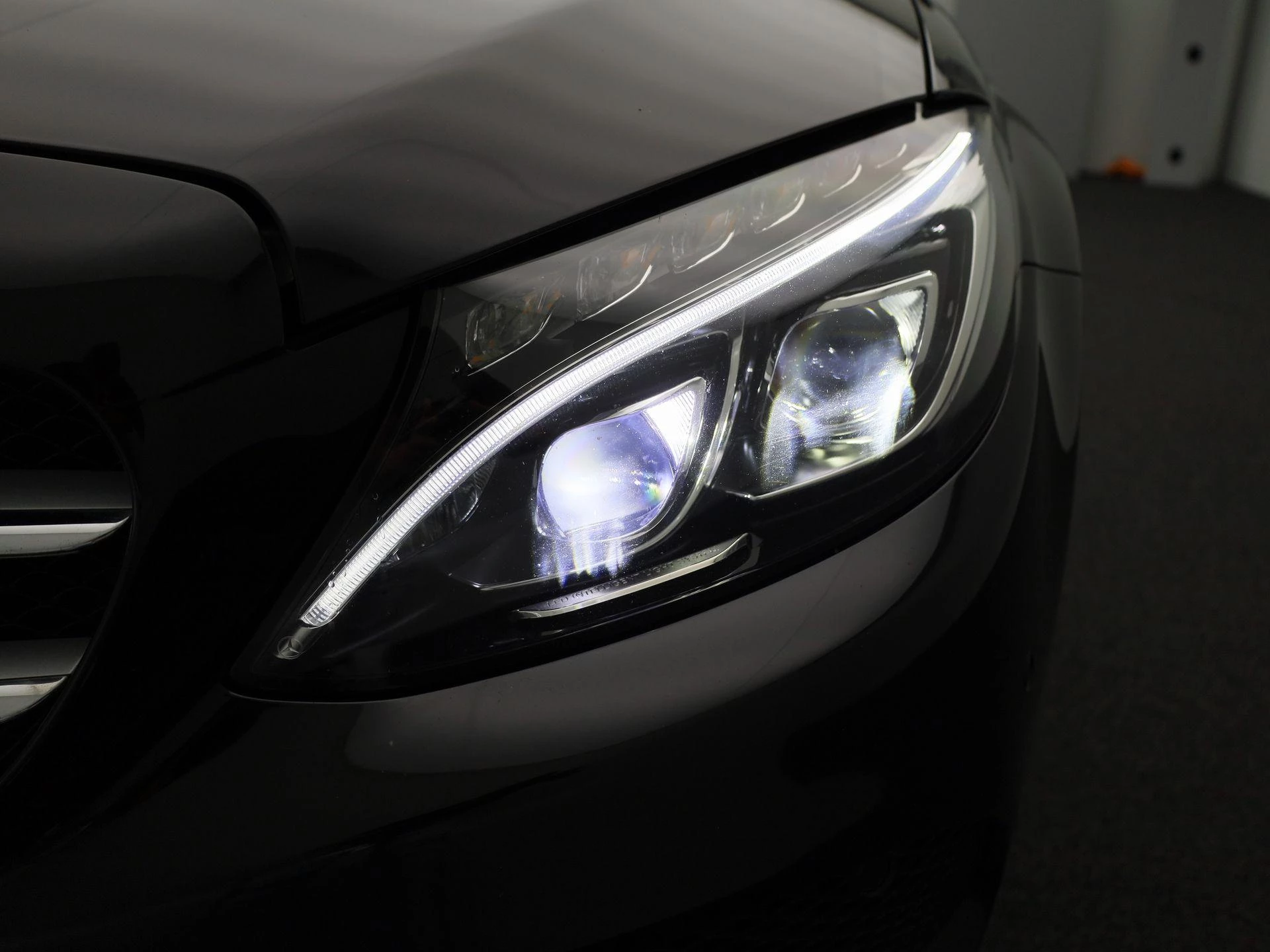 Mercedes-Benz C-Klasse 200