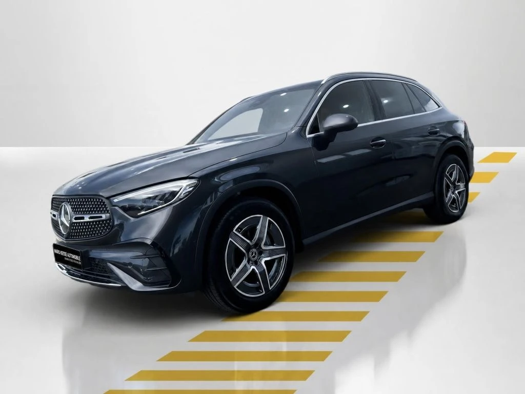 Mercedes-Benz-GLC 220 d-image-3
