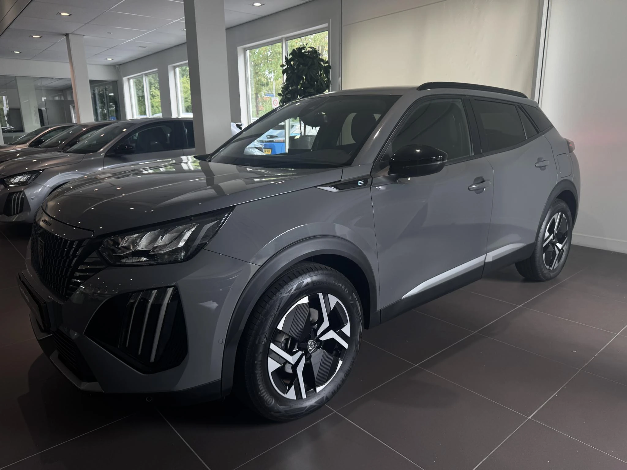 Peugeot e-2008 EV Allure Avantage 54 kWh