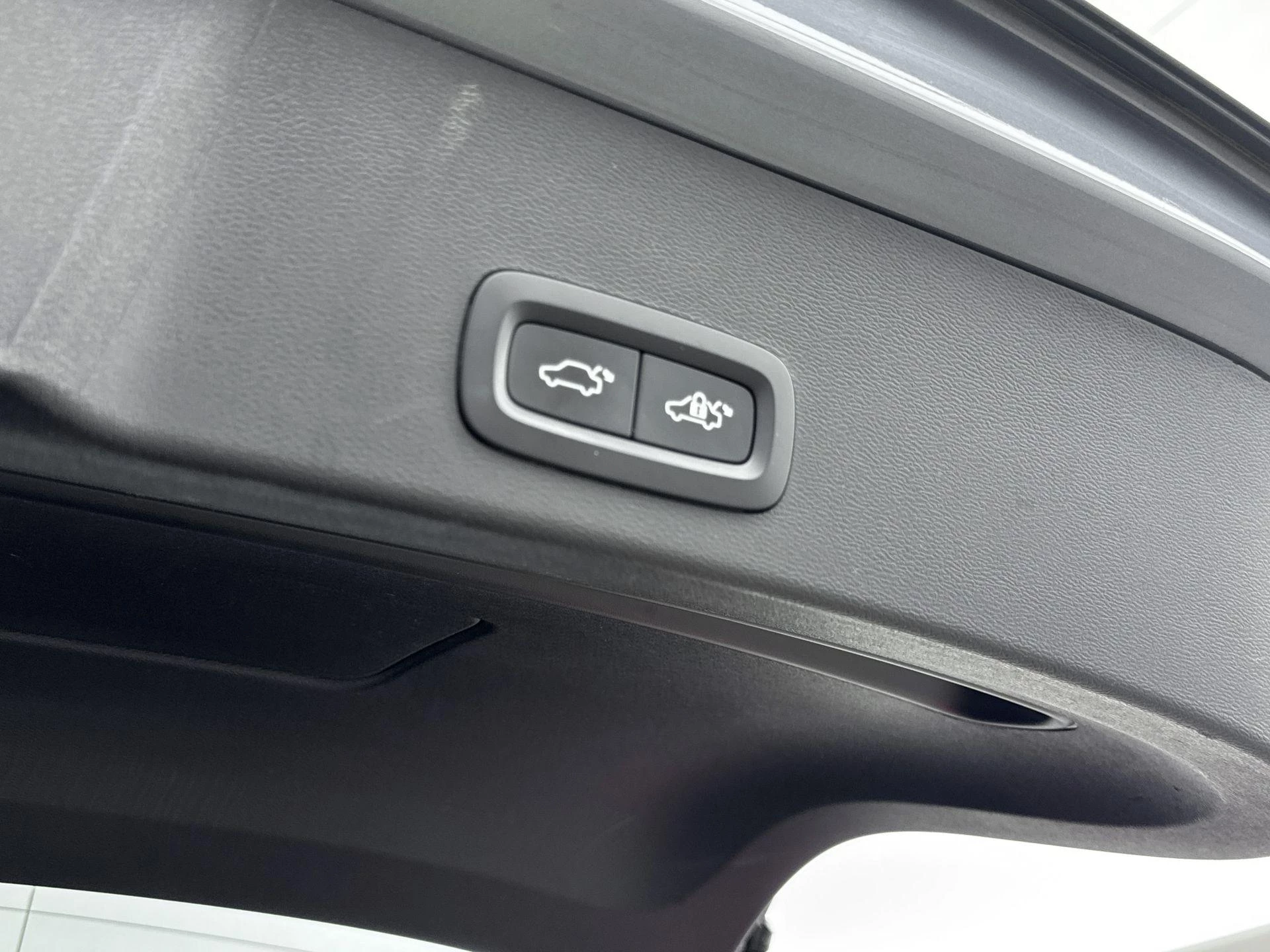 Volvo XC40 1.5 T5 Recharge Plus Dark