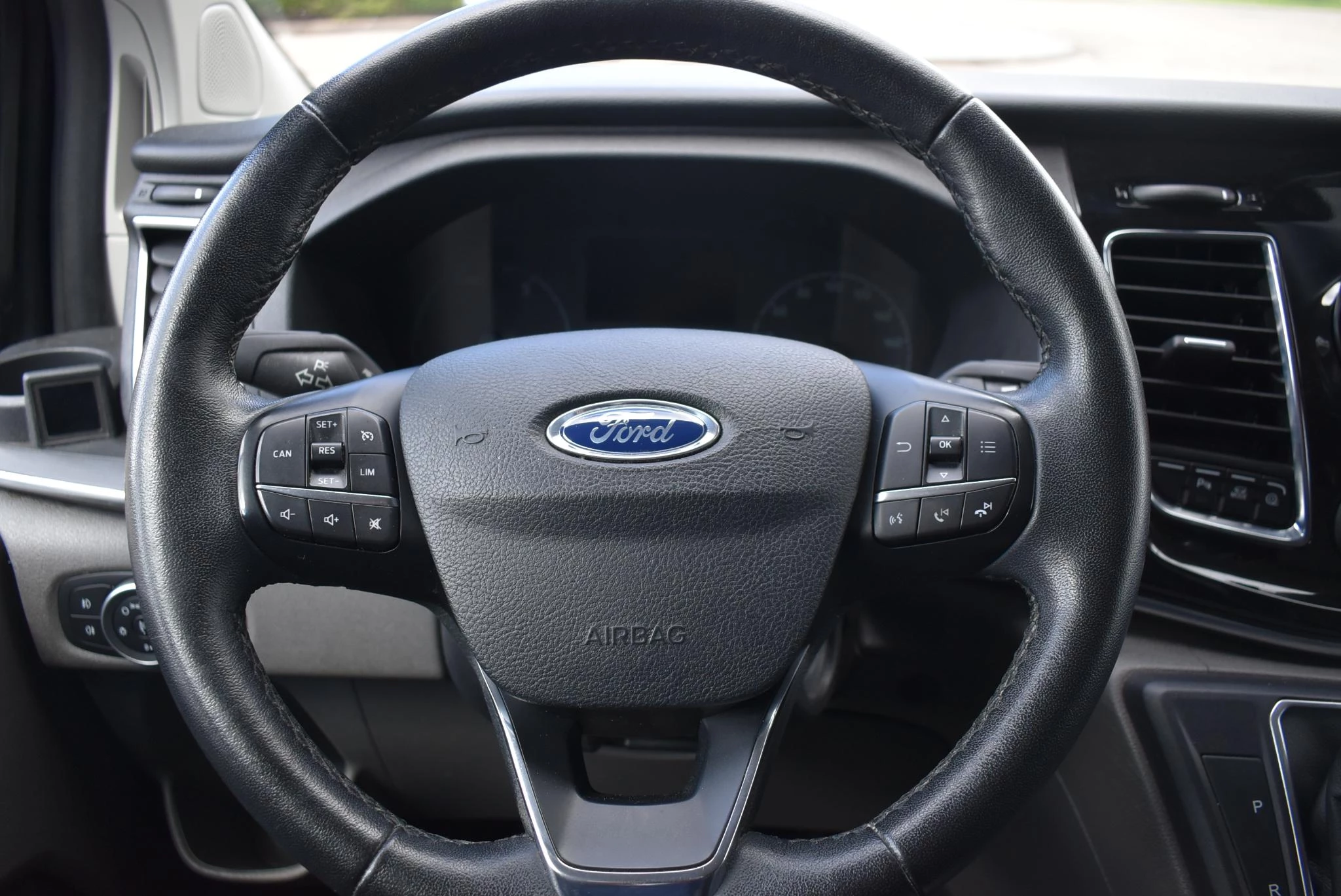 Ford Transit Custom Tourneo 320 1.0 EcoBoost L1H1 PHEV Titanium