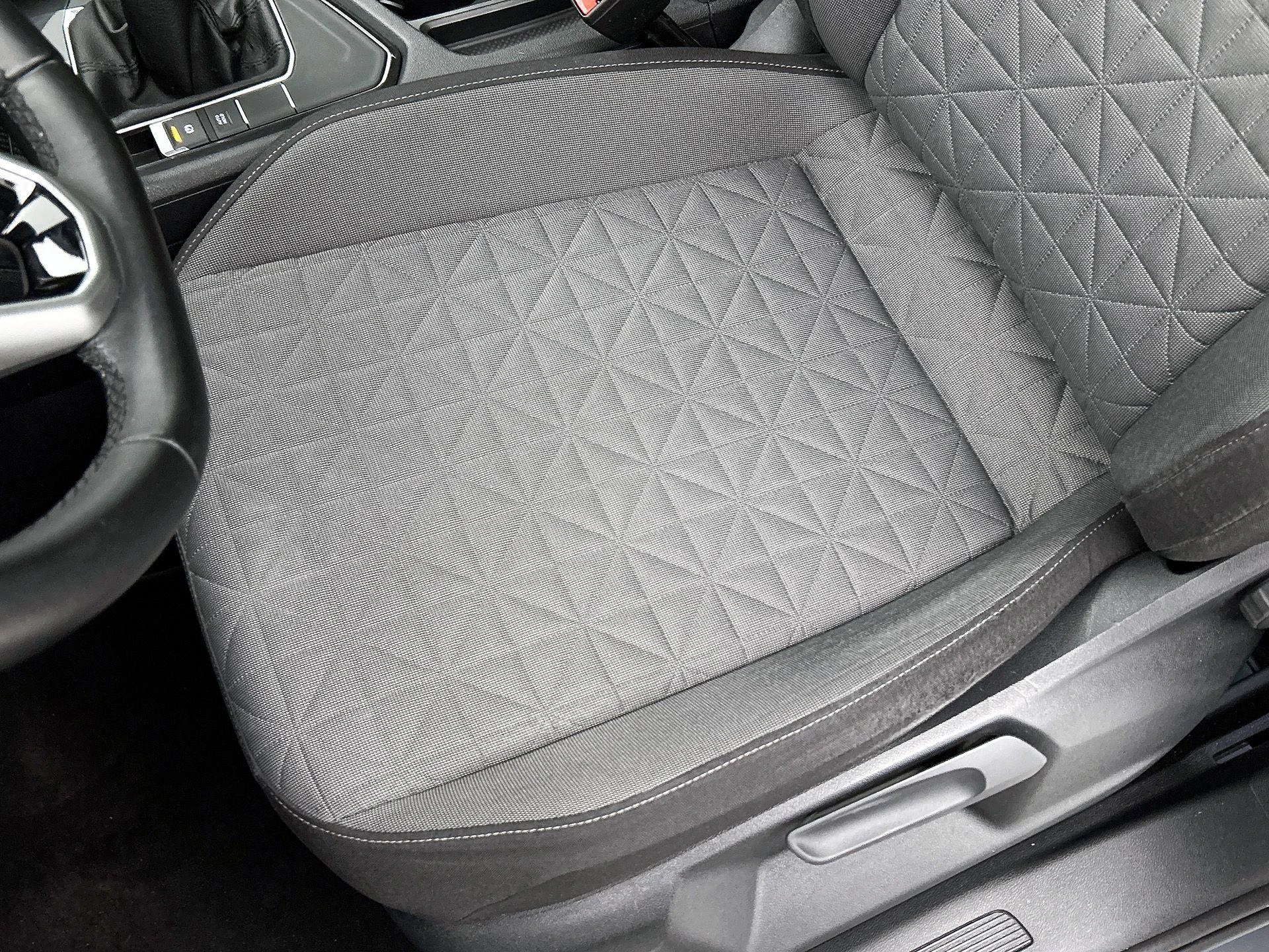 Volkswagen-Tiguan-image-14