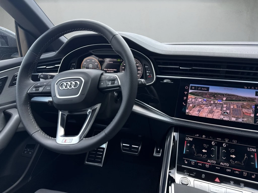 Audi Q8 SUV S line TFSI e quattro 360 kW tiptronic *SOH100%*
